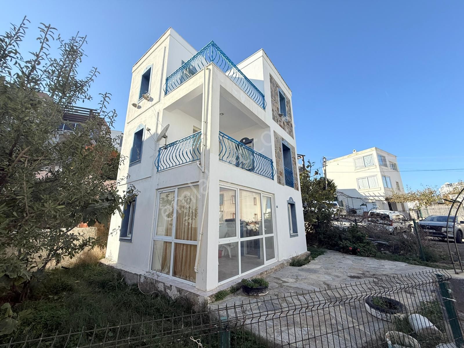 Koyunbaba Migros Arkası Kısmi Eşyalı Müstakil Kiralık 2+1 Villa - Görsel 4