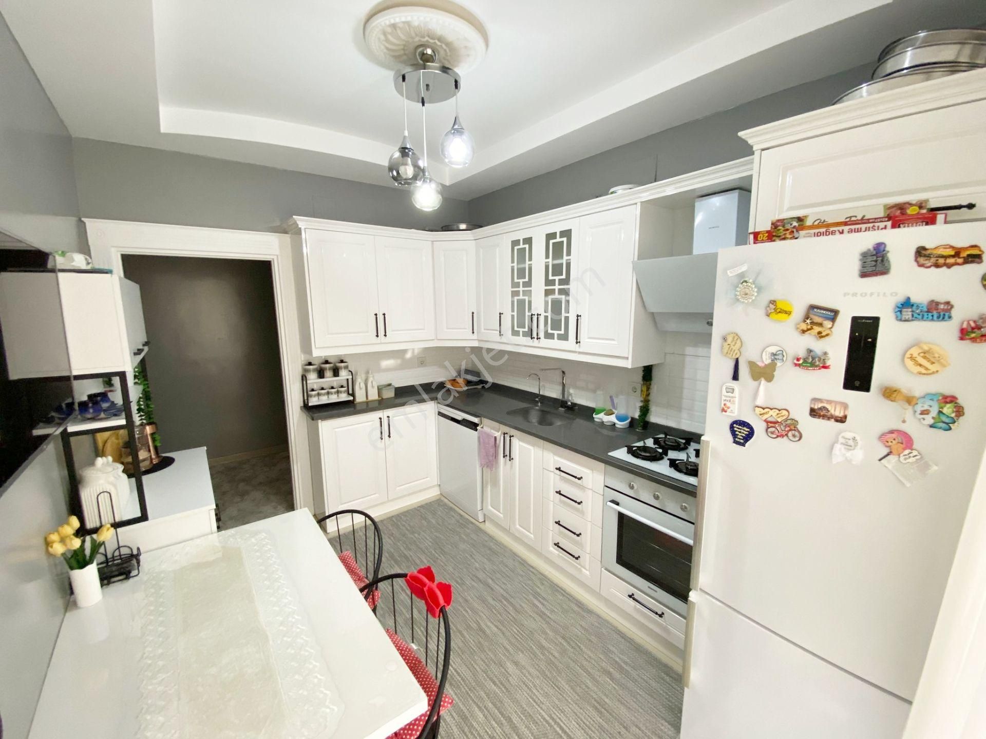 Fıstıklık Pazar Yakını A Kalite İşçilik Full+ Full Arakat 3+1