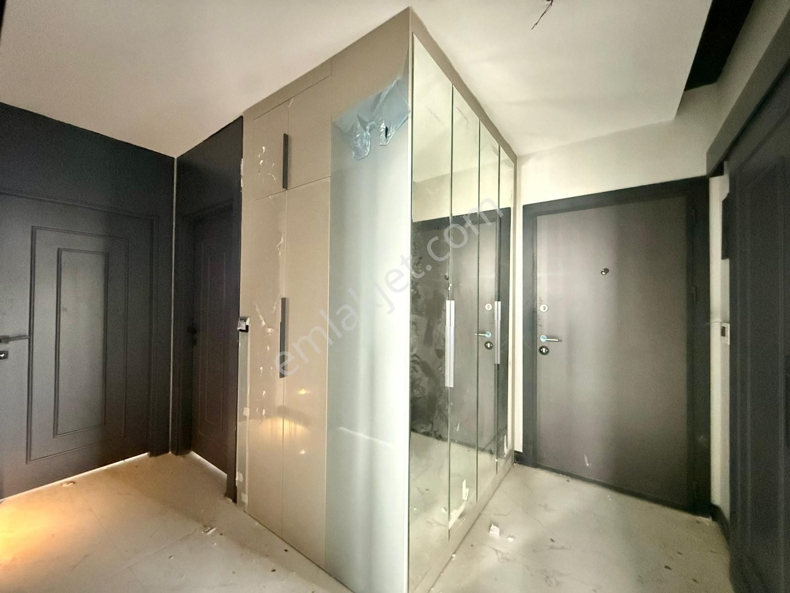 Havaalanı Yanı Sıfır Hemen Oturulur 2.5+1 Ultra Lüks Daire - Görsel 4