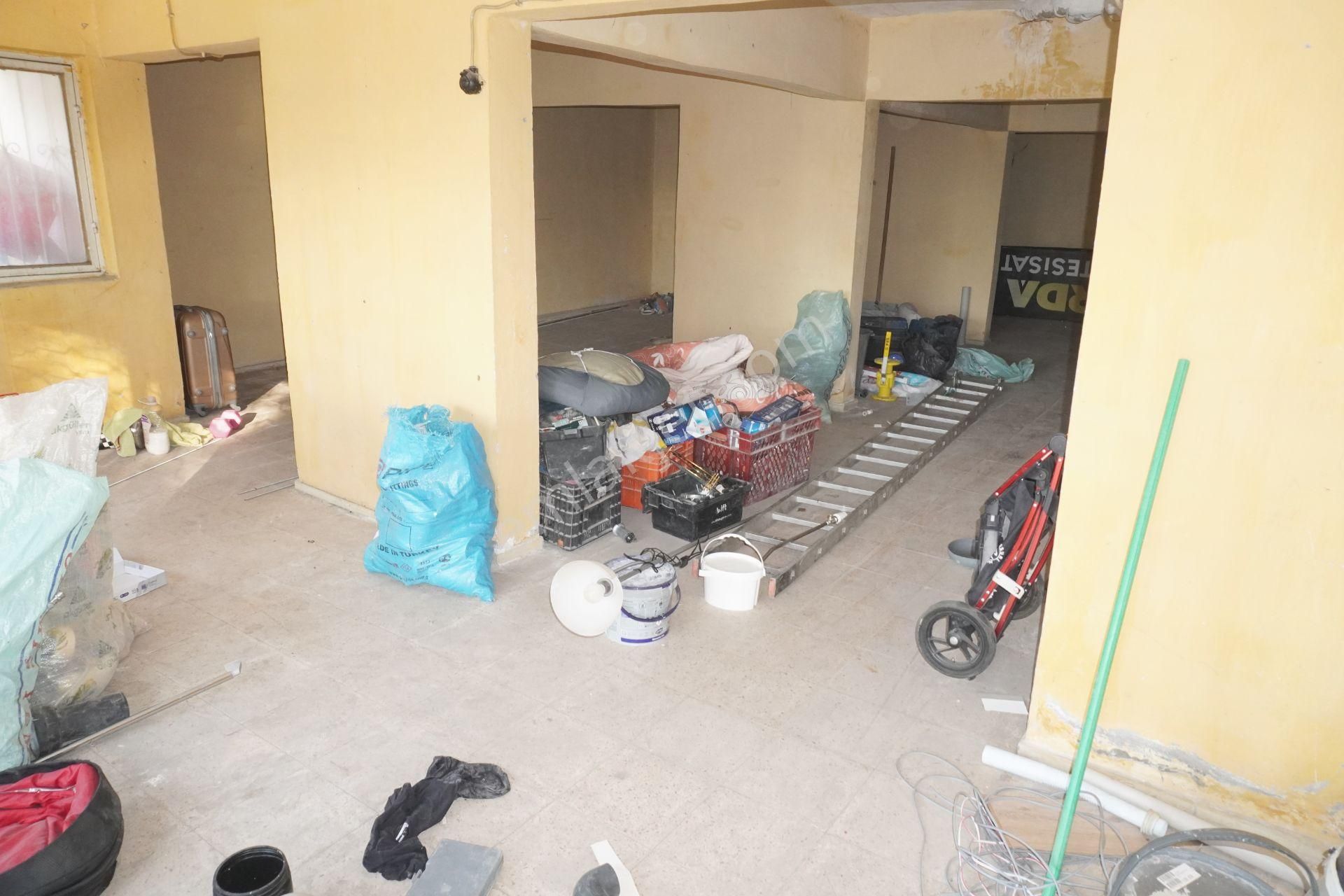 Egekentte Fiyat Düştü Kiralık Dükkan 90 M2 Çiğli Serkan Dan - Görsel 5