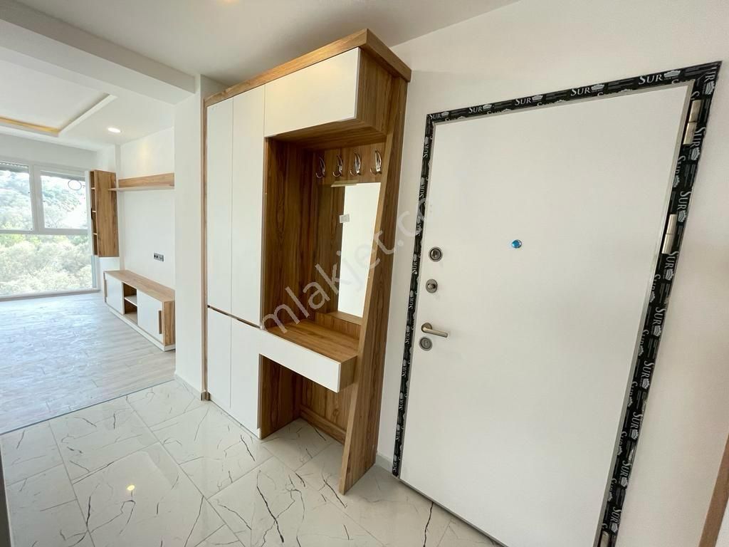 Kuşadası'nda Kapalı Mutfaklı 169m2 Giyinme Odalı Satılık Lüks Daire - Görsel 31