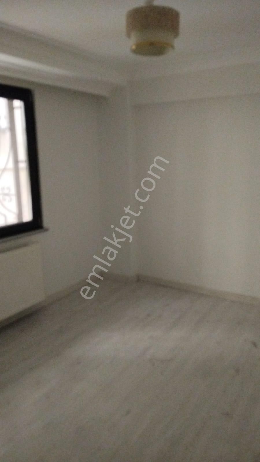 Siyavuşpaşa Merkezde 3 Yıllık Binada3+1 Satılık Bahçekatı Daire - Görsel 6