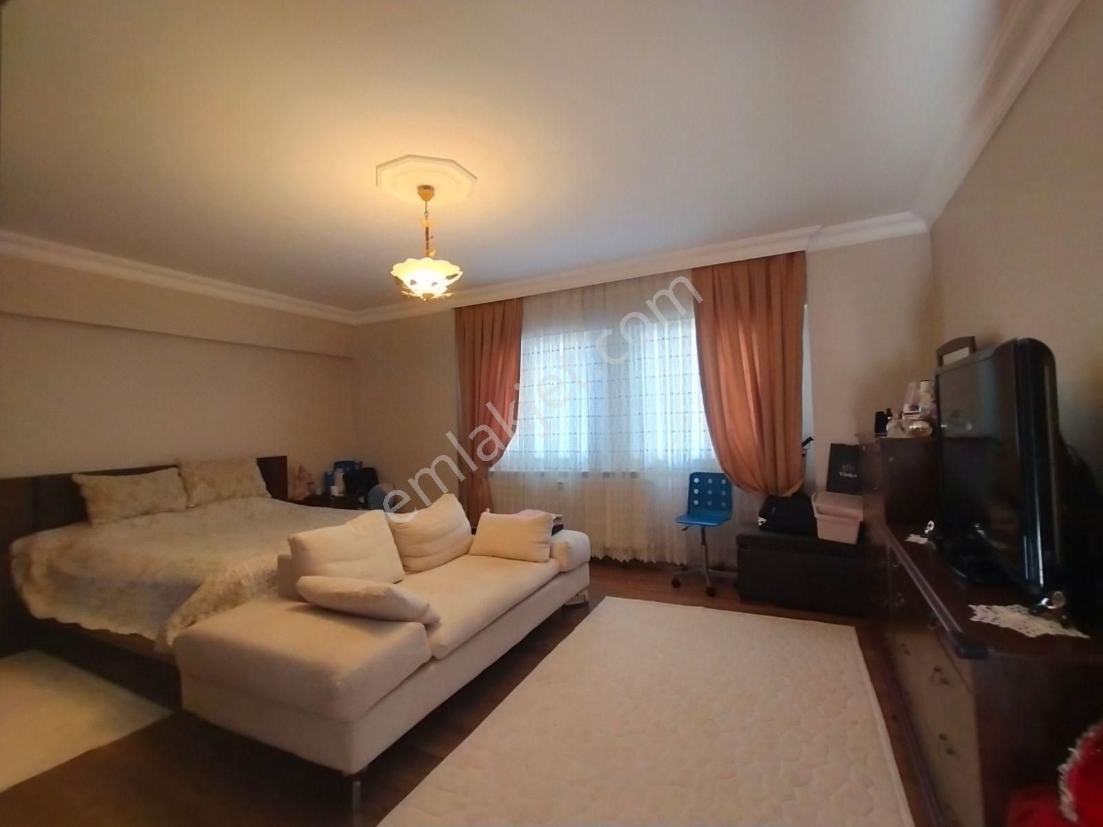 Beylikdüzü Jet Kent 1 Sitesinde Geniş 3+1 Satılık Daire - Görsel 34