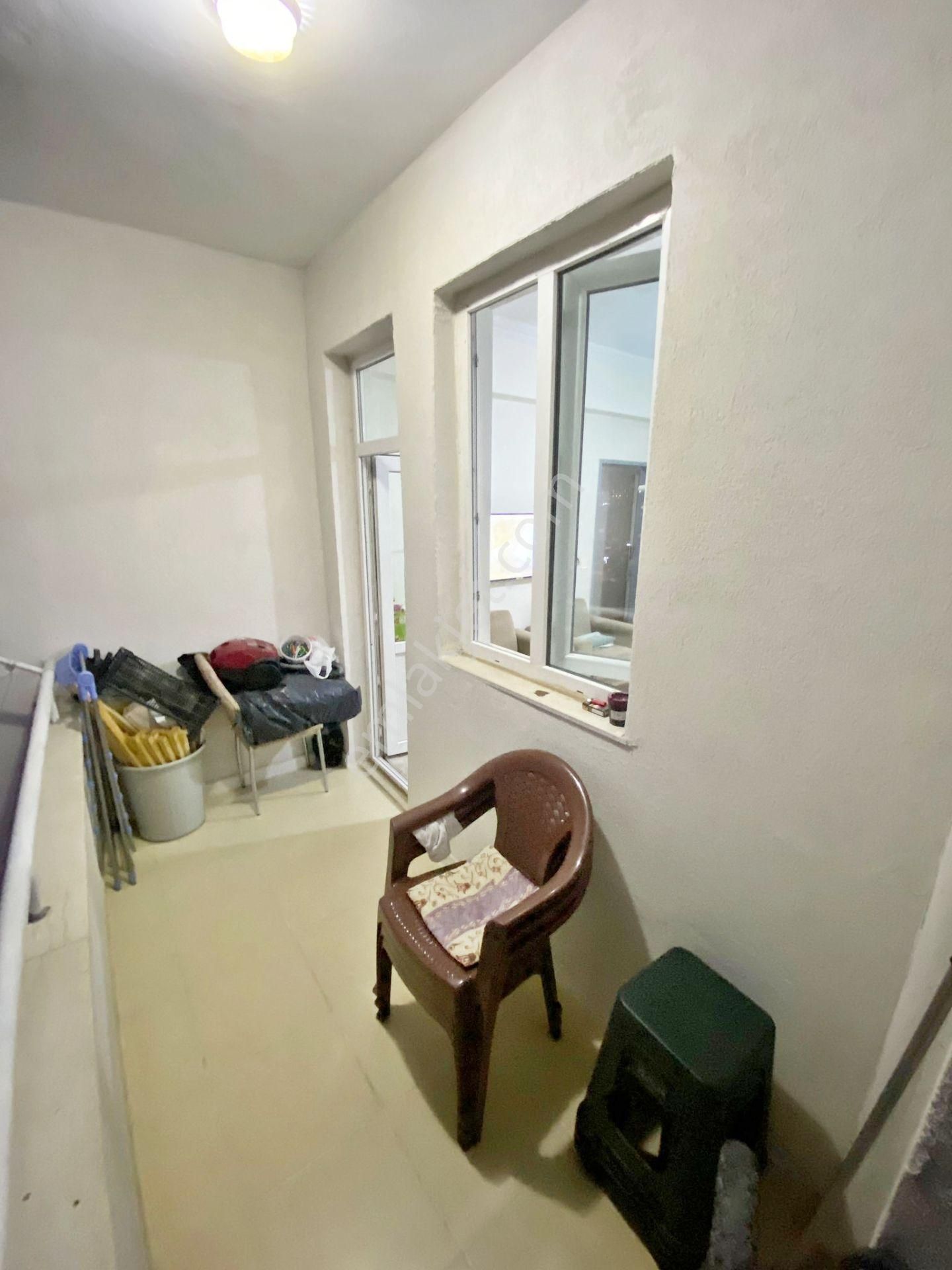 Merveşehir'de Uygun Arakat 3+1! Önü Açık Ferah Cephe Çift Balkon - Görsel 5