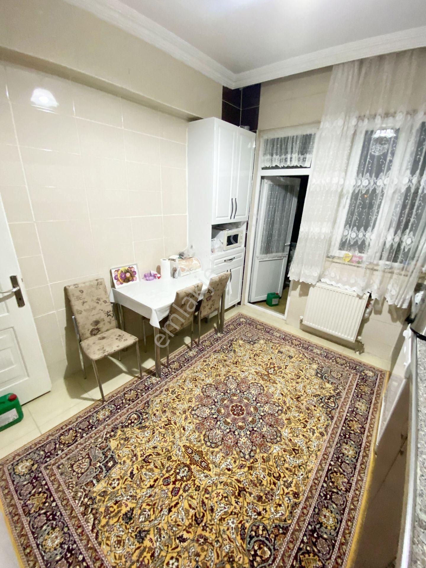 Merveşehir'de Uygun Arakat 3+1! Önü Açık Ferah Cephe Çift Balkon - Görsel 3