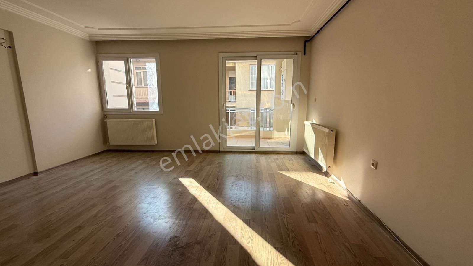 Karşıyaka Şemikler İzban Yakını 3+1 Genç Bina!da Satılık Daire - Görsel 2