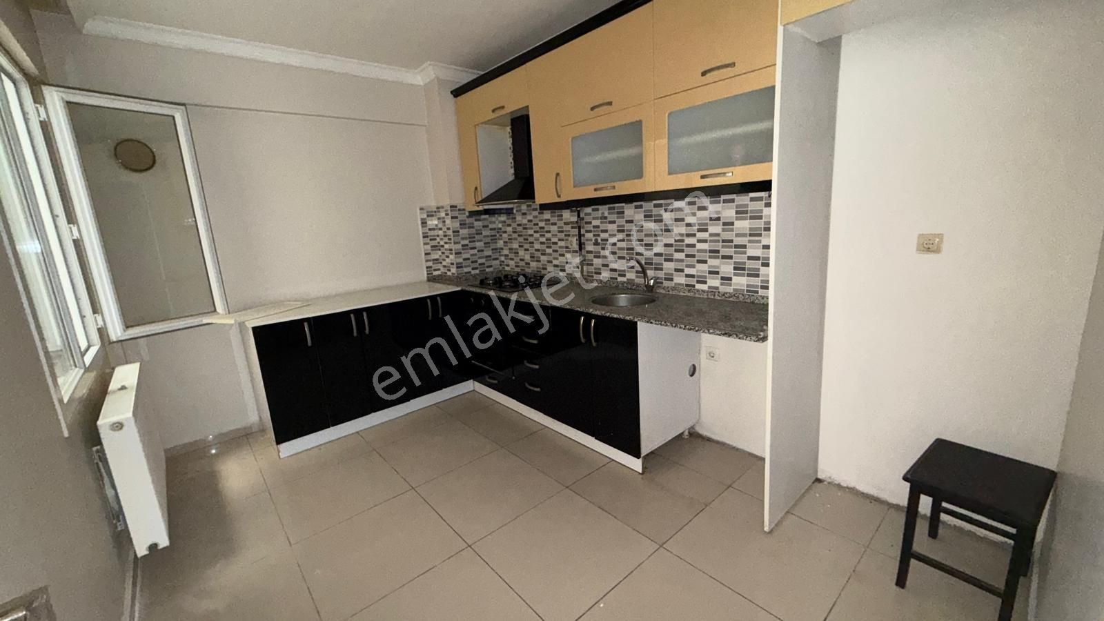 Karşıyaka Şemikler İzban Yakını 3+1 Genç Bina!da Satılık Daire - Görsel 8