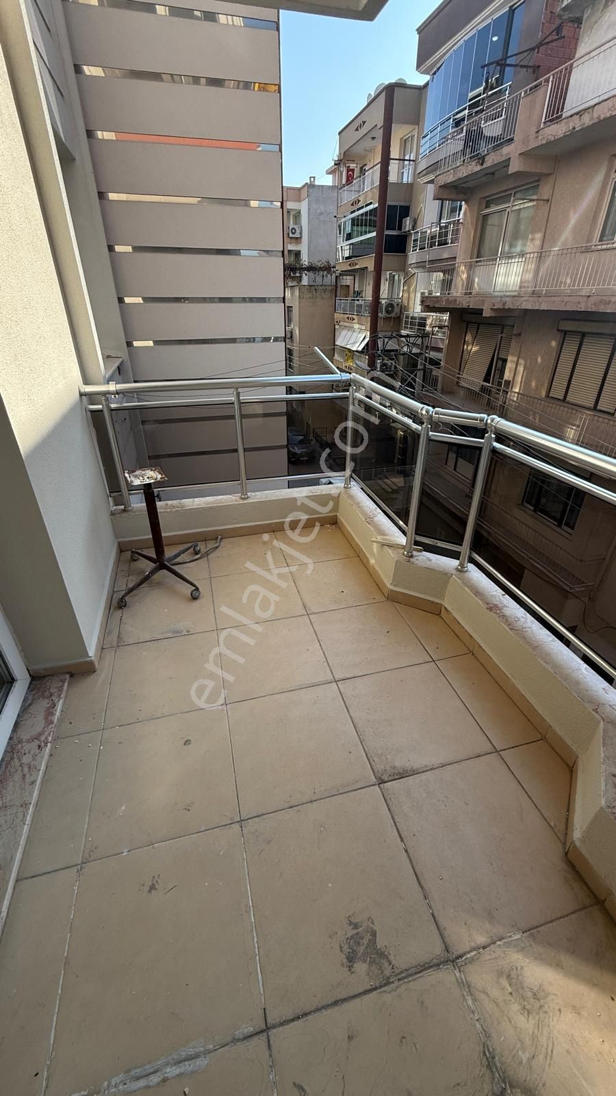 Karşıyaka Şemikler İzban Yakını 3+1 Genç Bina!da Satılık Daire - Görsel 5