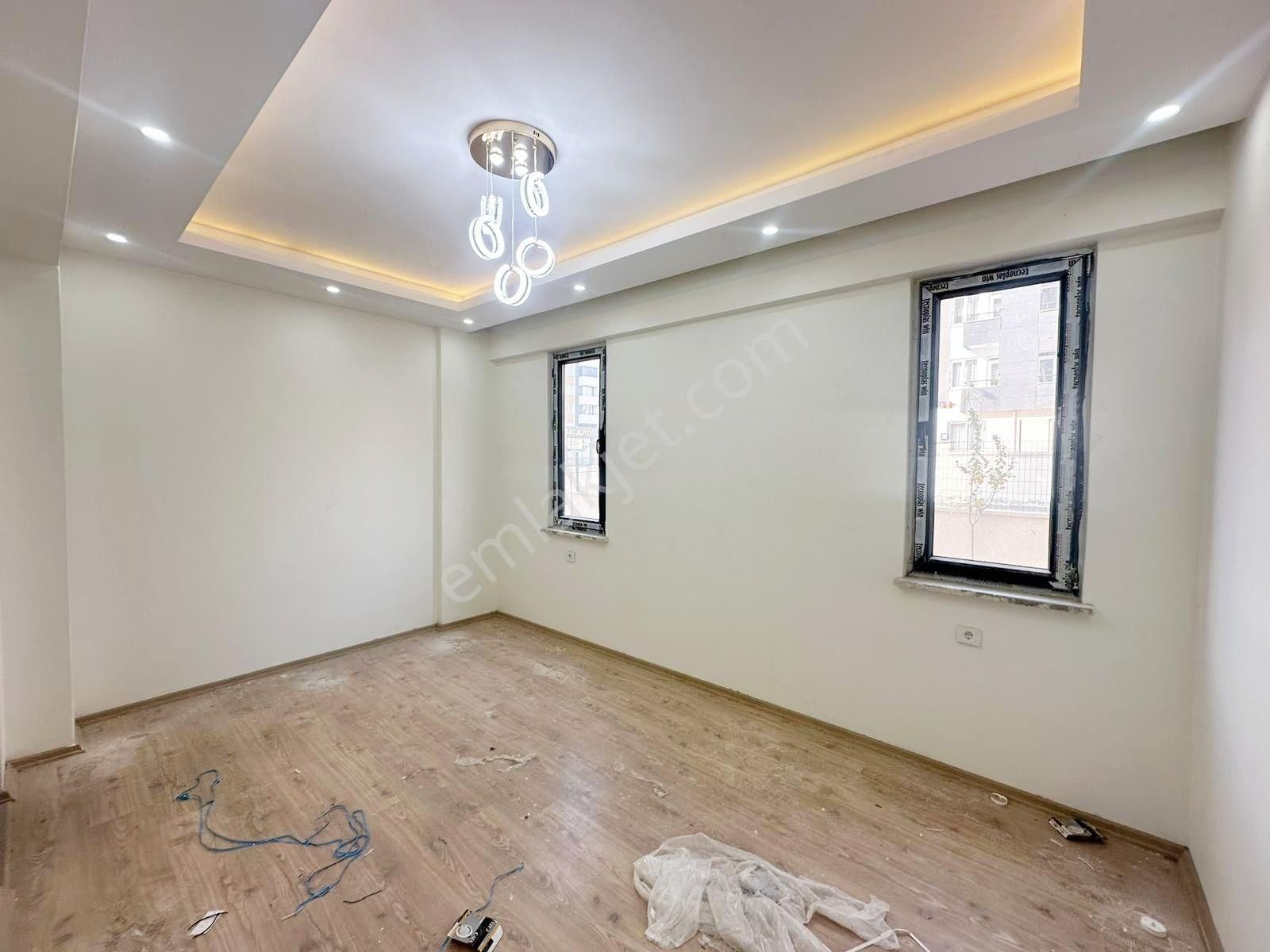 Belkız'da Dip Fiyata Sıfır! Az Katlı Çift Banyolu Ultralüx 2+1 - Görsel 15