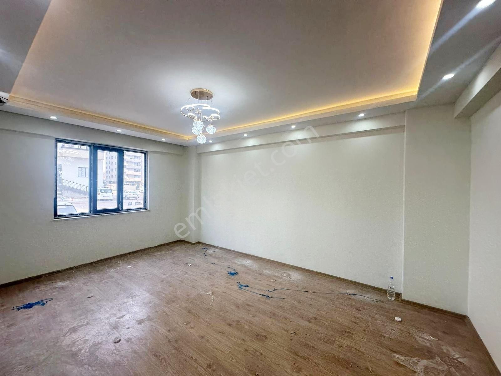 Belkız'da Dip Fiyata Sıfır! Az Katlı Çift Banyolu Ultralüx 2+1 - Görsel 8