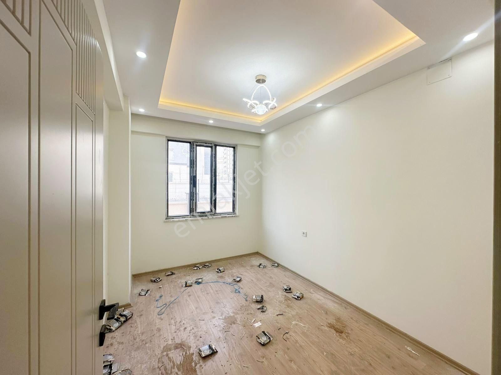 Belkız'da Dip Fiyata Sıfır! Az Katlı Çift Banyolu Ultralüx 2+1 - Görsel 11