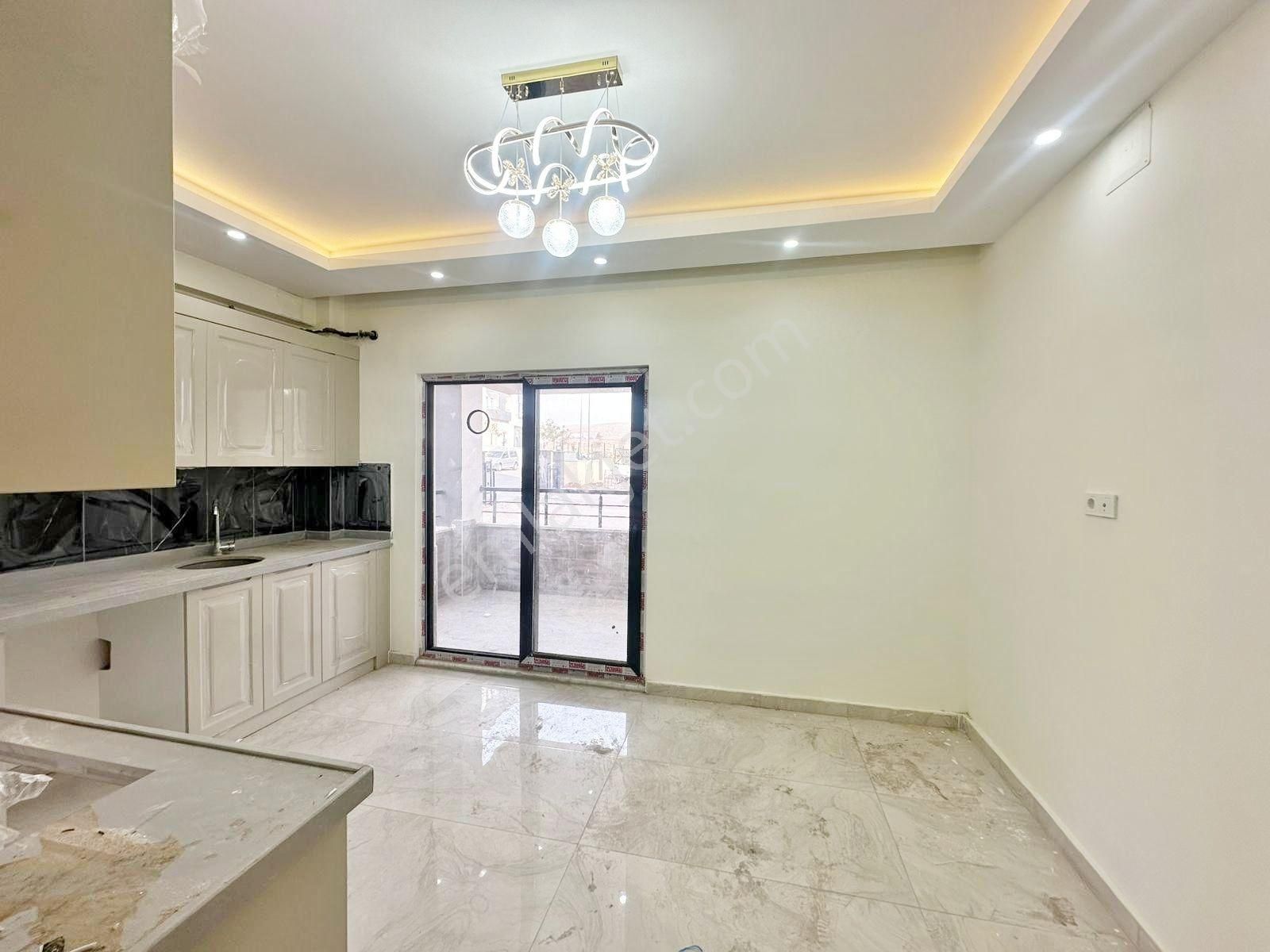 Belkız'da Dip Fiyata Sıfır! Az Katlı Çift Banyolu Ultralüx 2+1 - Görsel 3