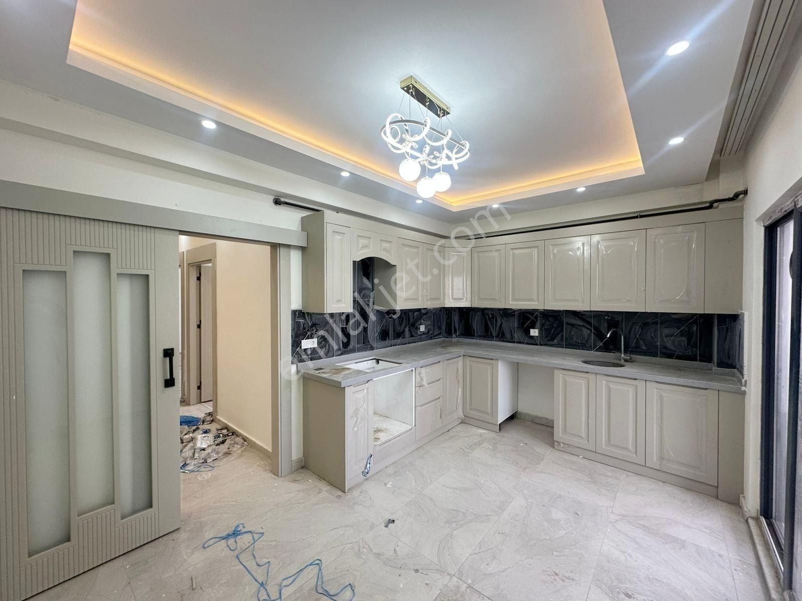 Belkız'da Dip Fiyata Sıfır! Az Katlı Çift Banyolu Ultralüx 2+1