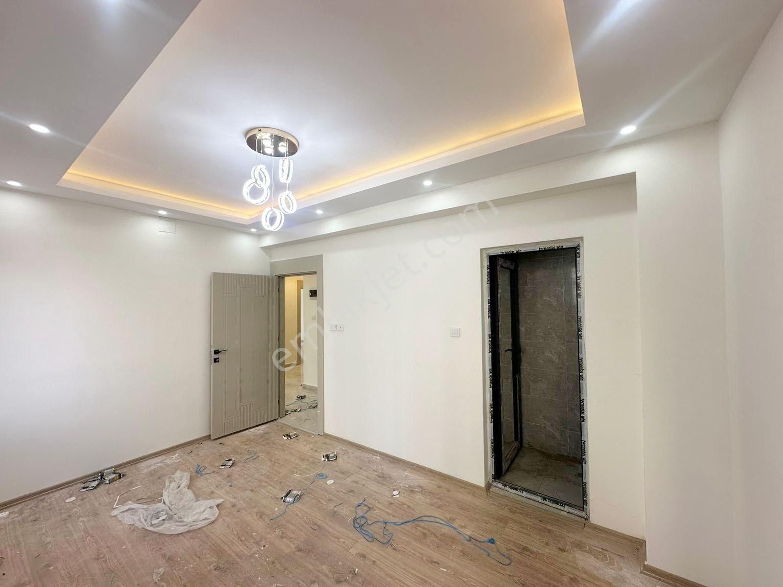 Belkız'da Dip Fiyata Sıfır! Az Katlı Çift Banyolu Ultralüx 2+1 - Görsel 18