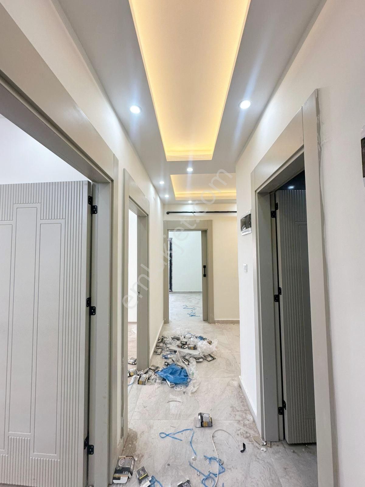 Belkız'da Dip Fiyata Sıfır! Az Katlı Çift Banyolu Ultralüx 2+1 - Görsel 20