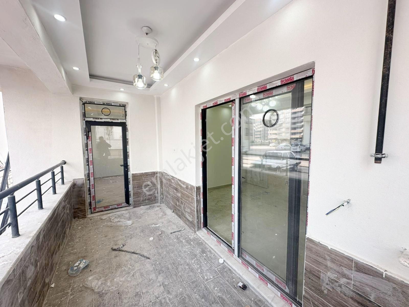 Belkız'da Dip Fiyata Sıfır! Az Katlı Çift Banyolu Ultralüx 2+1 - Görsel 5