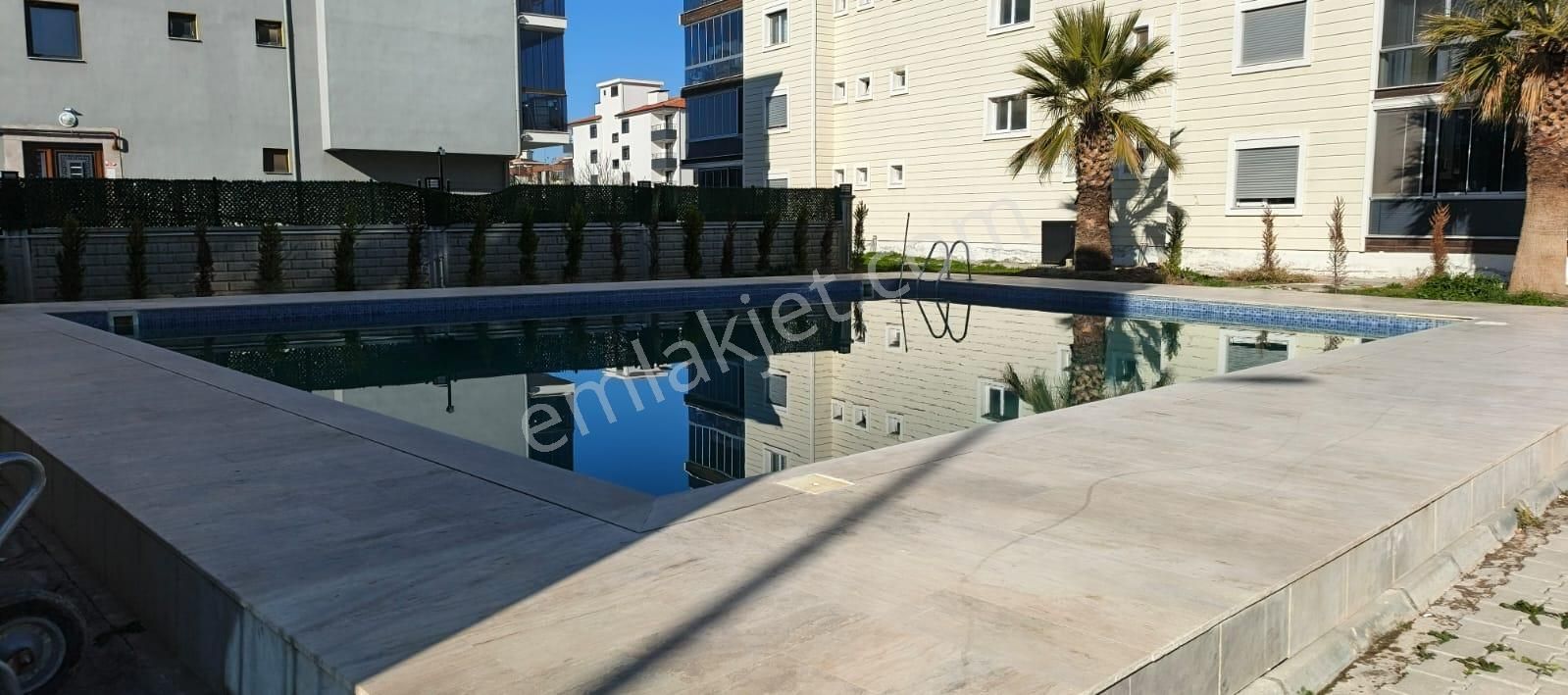 Muratbey Mahallesi; Auaparkevleri Sitesinde Geniş 2+1 Kiralık Daire - Görsel 2