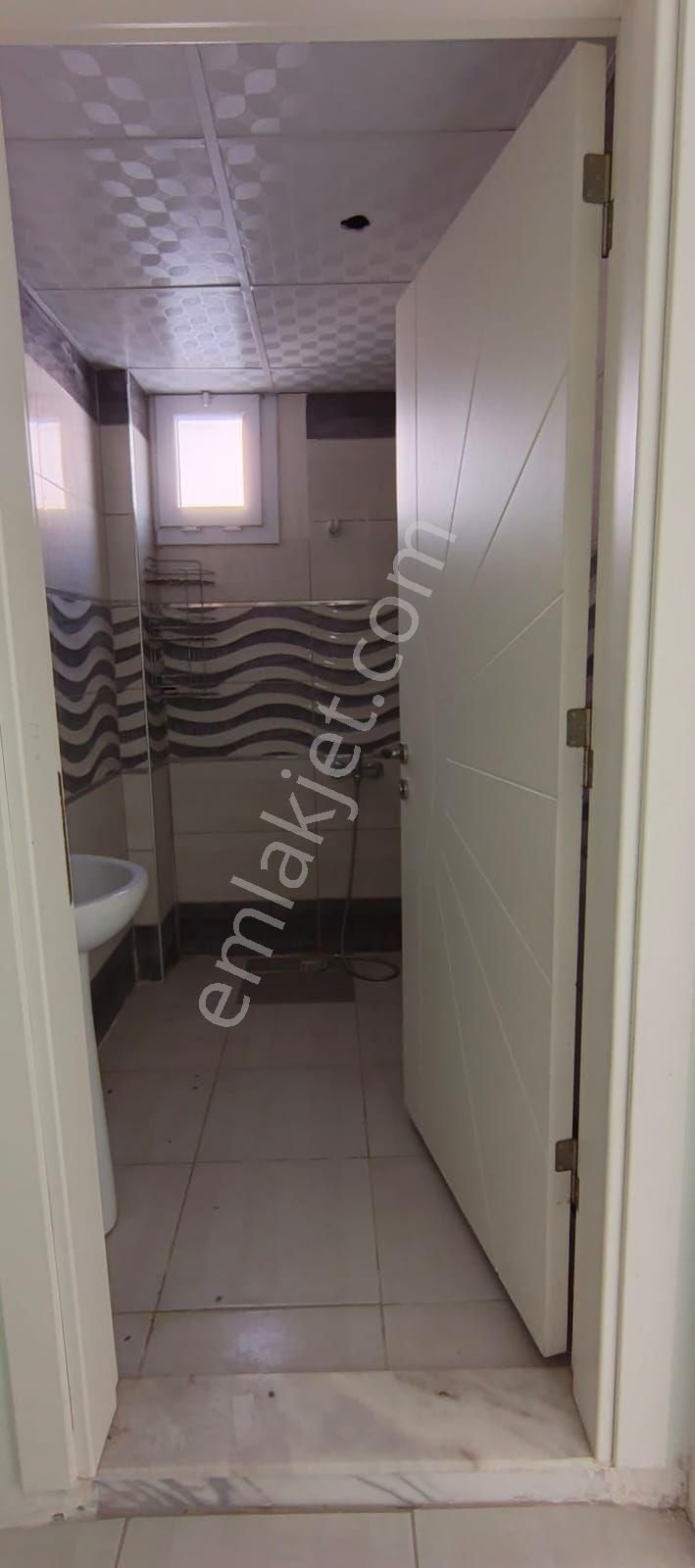 Muratbey Mahallesi; Auaparkevleri Sitesinde Geniş 2+1 Kiralık Daire - Görsel 11