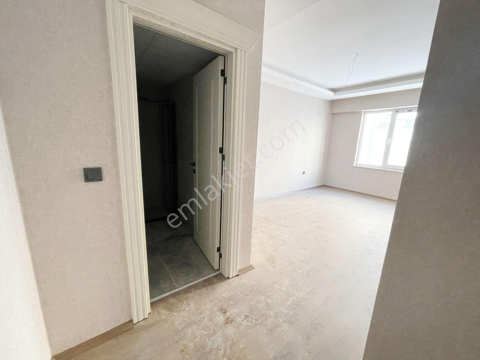 Karacaahmet'te Sıfır! Giyinme Odalı Arakat Ultralüx 3+1 Daire - Görsel 14