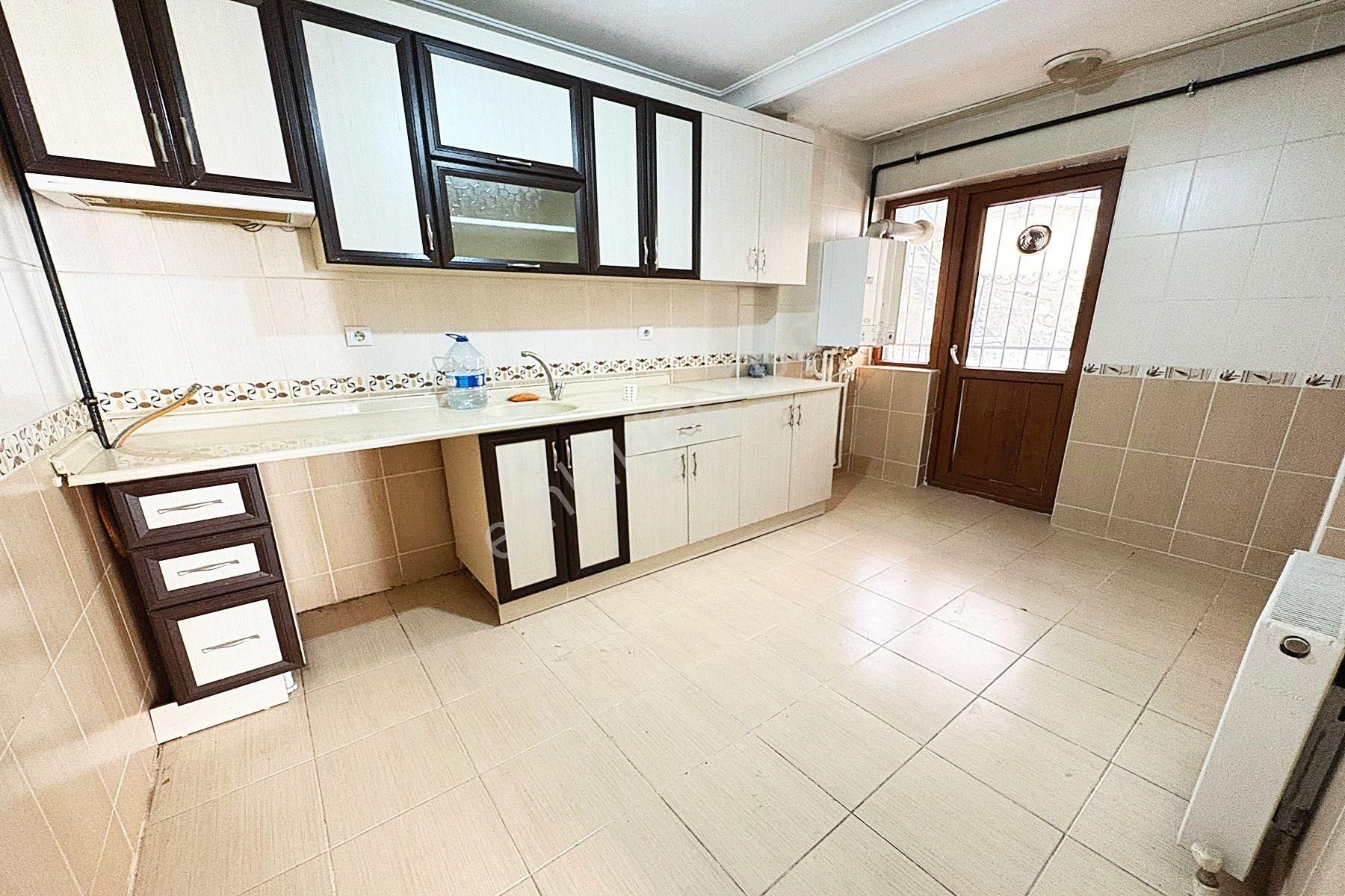 Porsuk Cad. Üzeri 3+1 Geniş M2 Asansörlü Bakımlı Kiralık Daire - Görsel 2