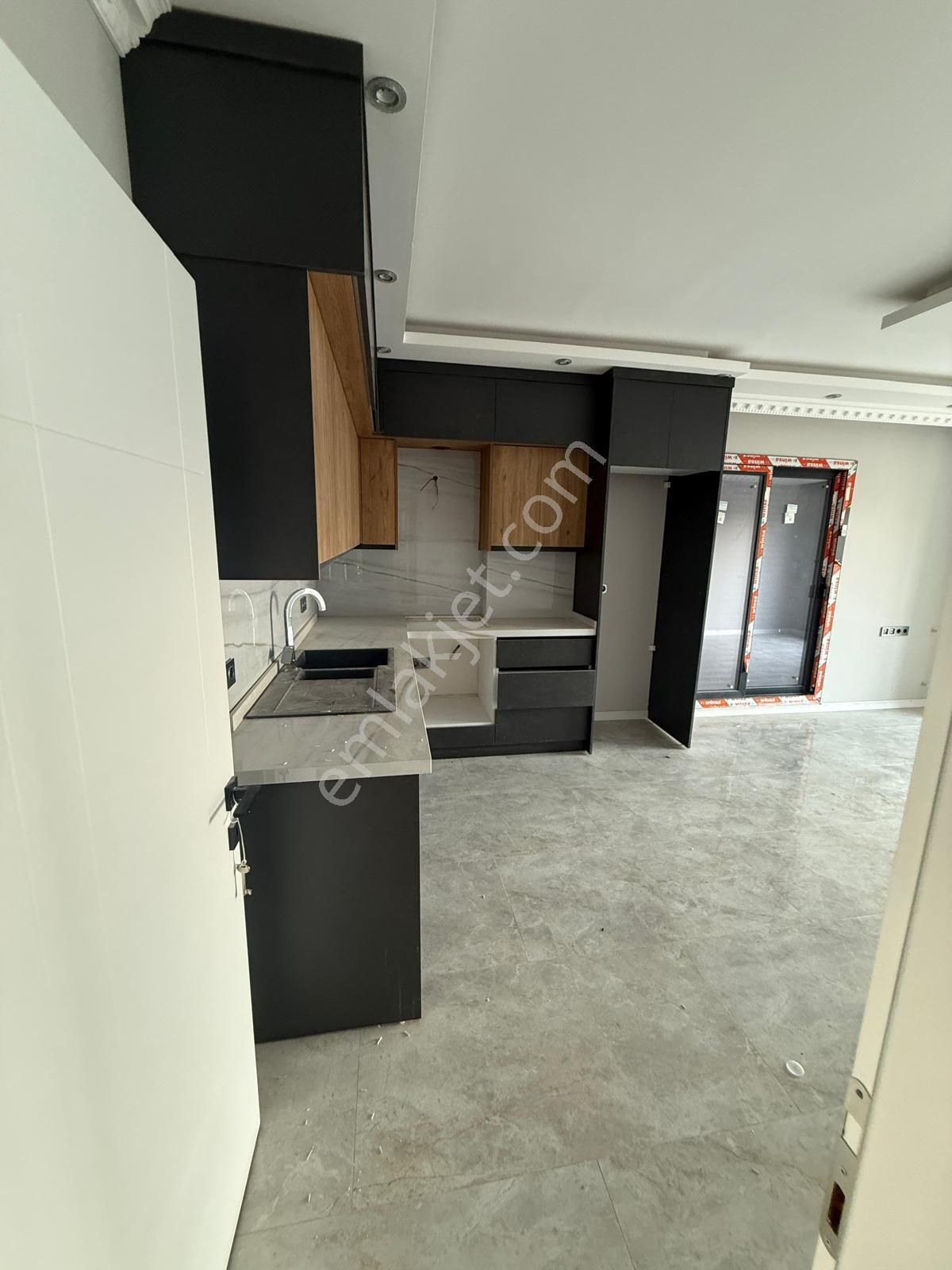 Cumhuriyet Mah.de Özel Yapım 2+1 | Önü Açık - Görsel 7