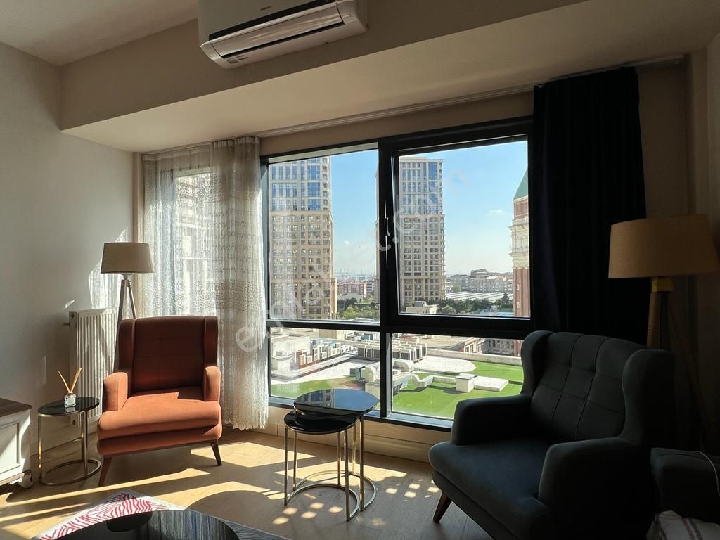 Kiptaş Venezia Mega'da Satılık 1+1 Boş Avm Mnz. Kare Salon Daire - Görsel 2