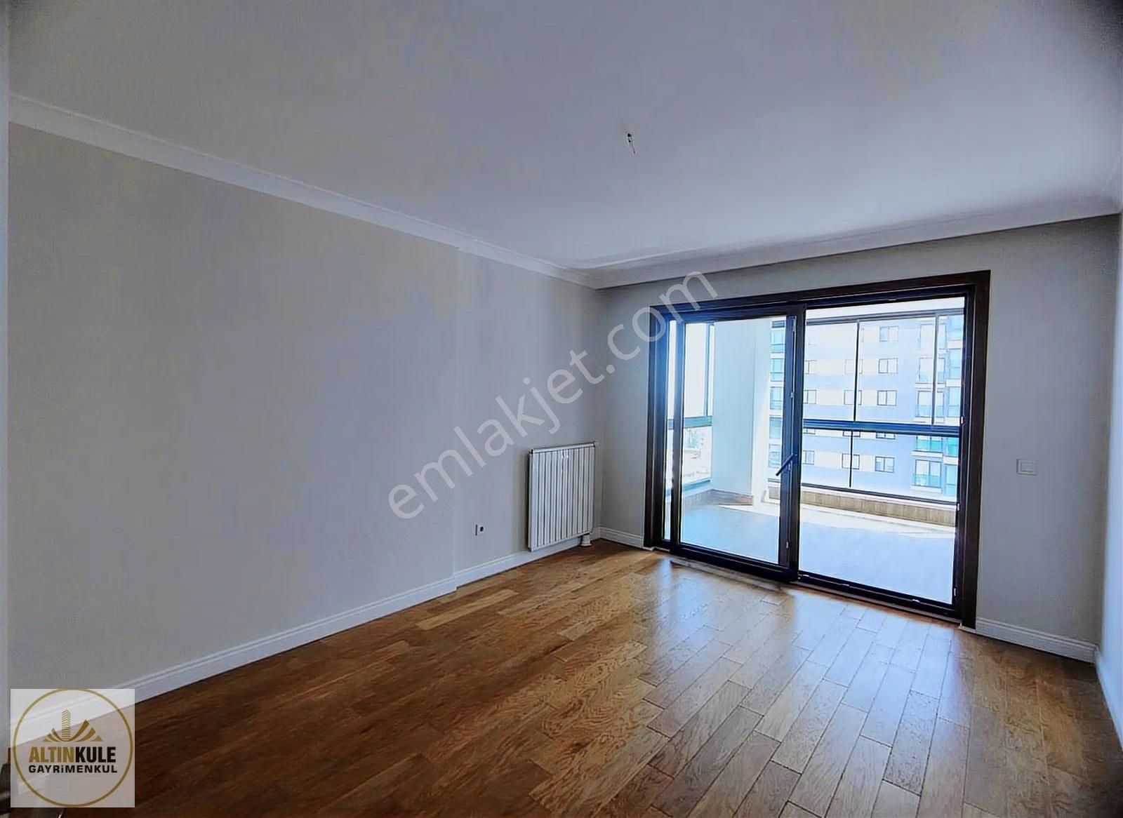 Altınkule'den 1071 Manzara Evlerinde Cadde Üstü 4+1 Lüks Daire - Görsel 14