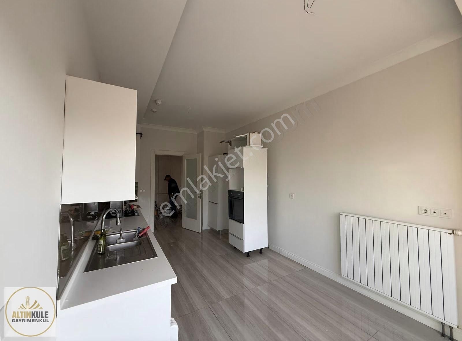 Altınkule'den 1071 Manzara Evlerinde Cadde Üstü 4+1 Lüks Daire - Görsel 27