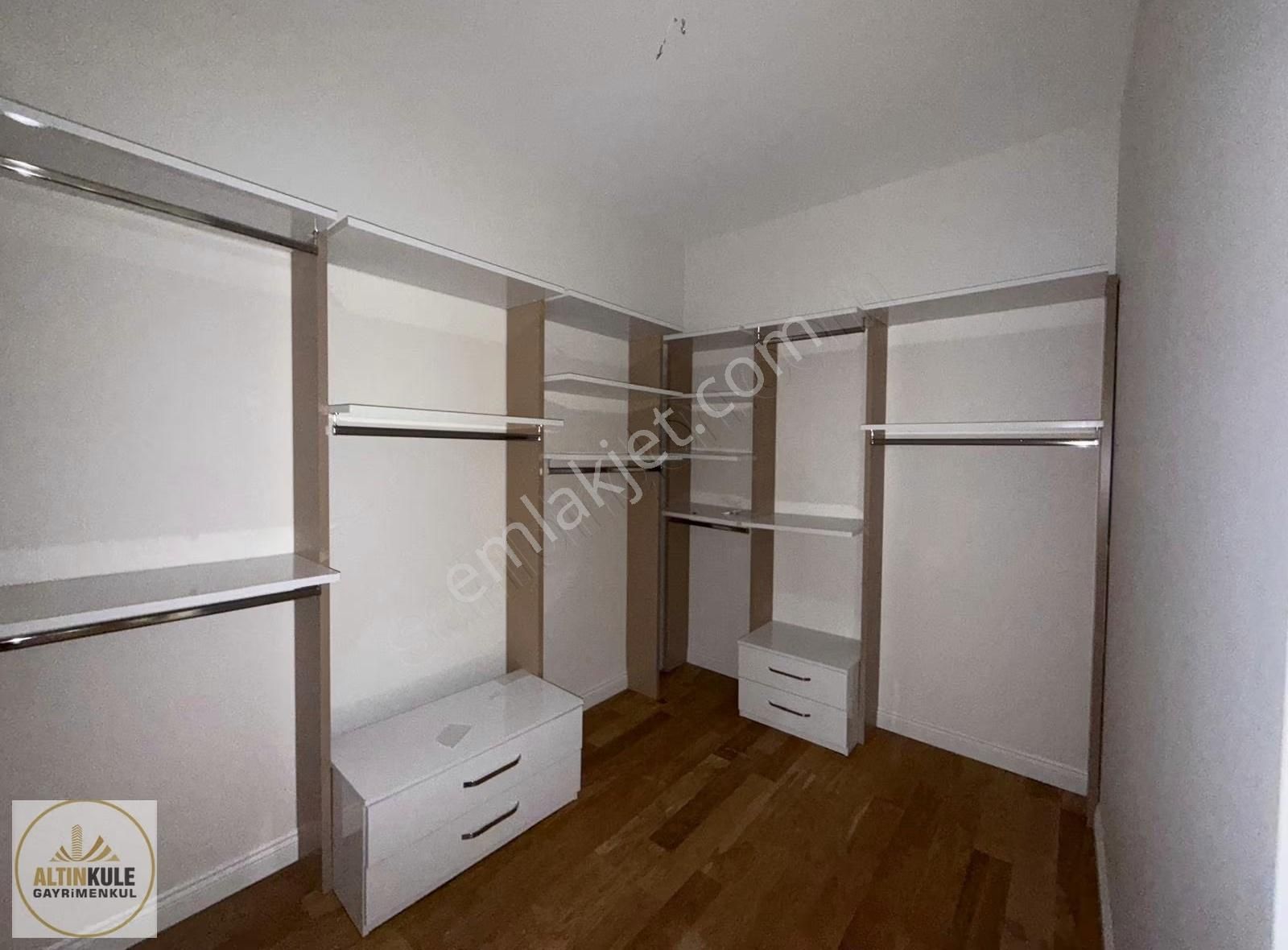 Altınkule'den 1071 Manzara Evlerinde Cadde Üstü 4+1 Lüks Daire - Görsel 29