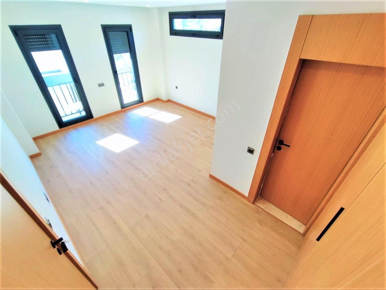 Güre'de Aygülden Sıfır Nezih Site İçi Tam Bağımsız Havuzlu Doğa İle İç İçe Muteşem 4+1 Satılık Villa - Görsel 16