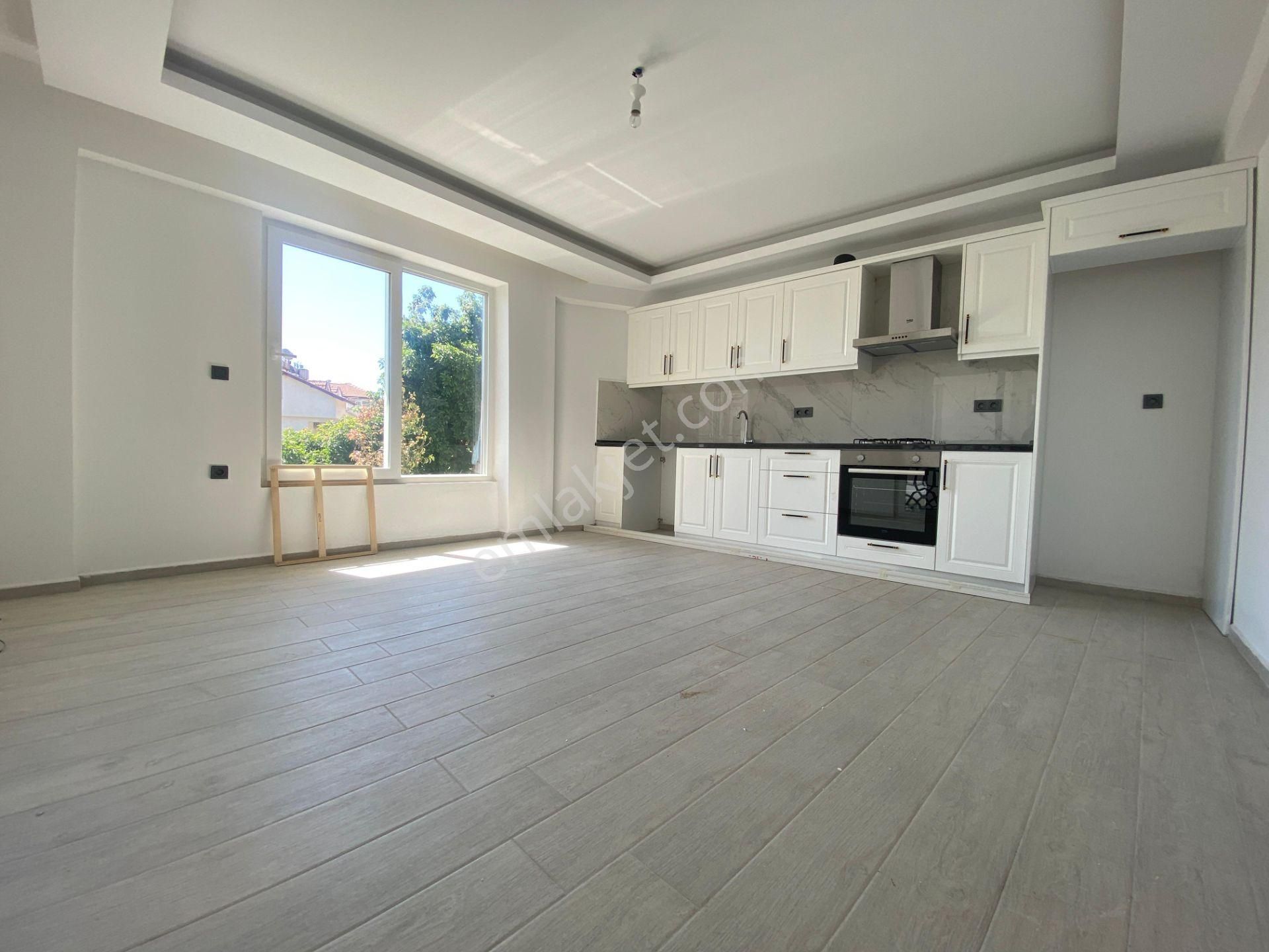 Goldhouse Dan Kiralık Daire Foça Mahallesinde 3+1 Dubleks Havuzlu - Görsel 3