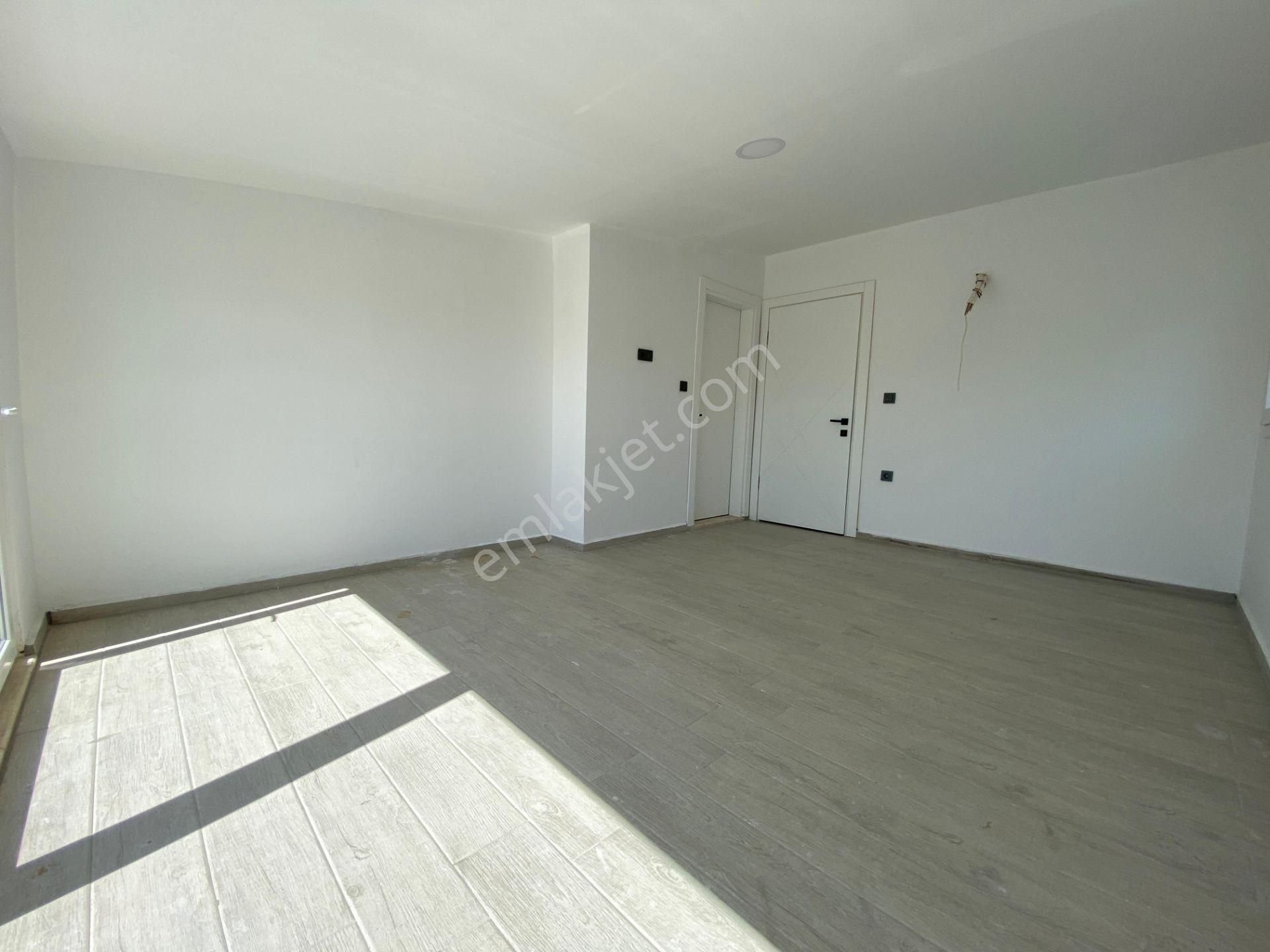 Goldhouse Dan Kiralık Daire Foça Mahallesinde 3+1 Dubleks Havuzlu - Görsel 15