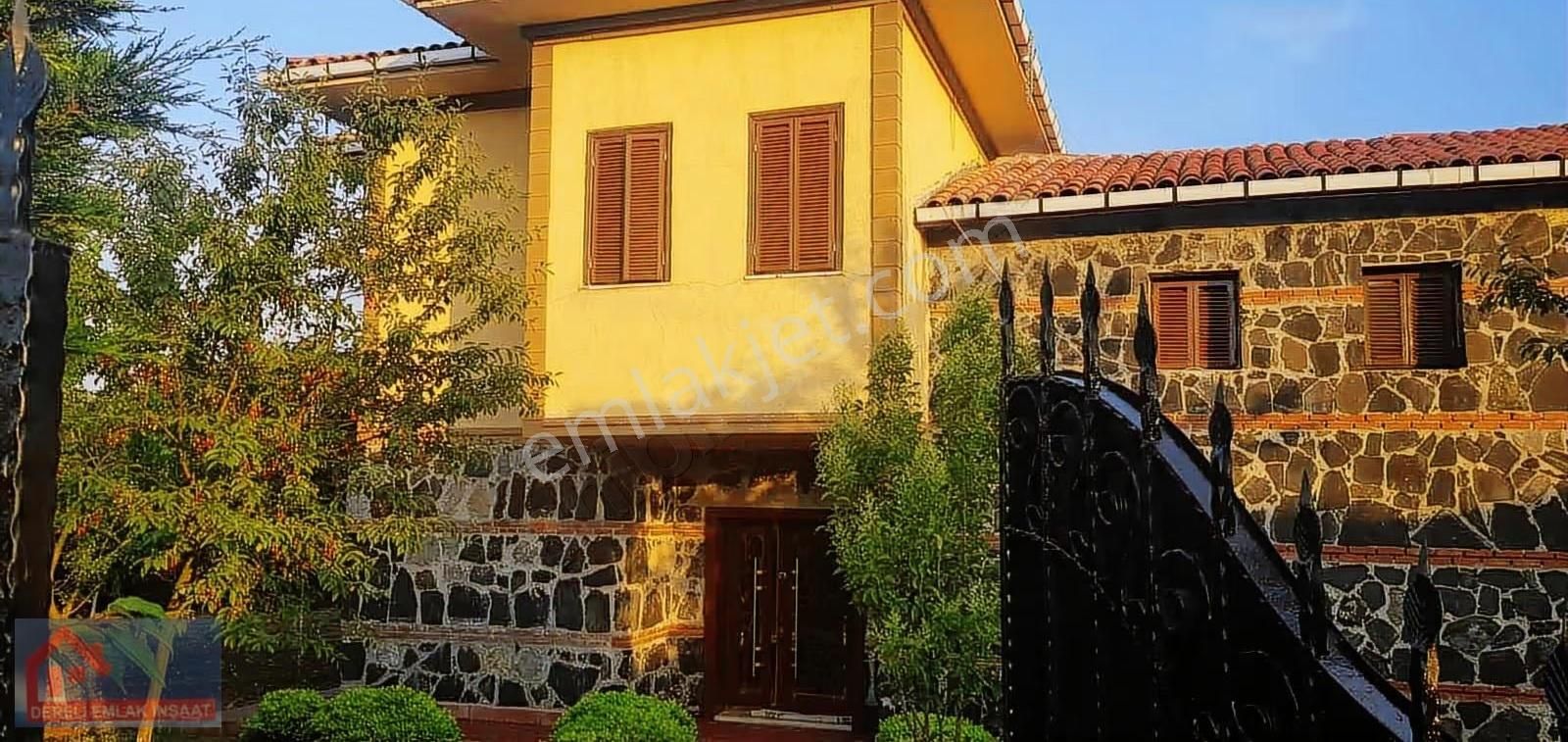 Silivri Fener 2940m2 İçerisinde 375m2 Villa - Görsel 30