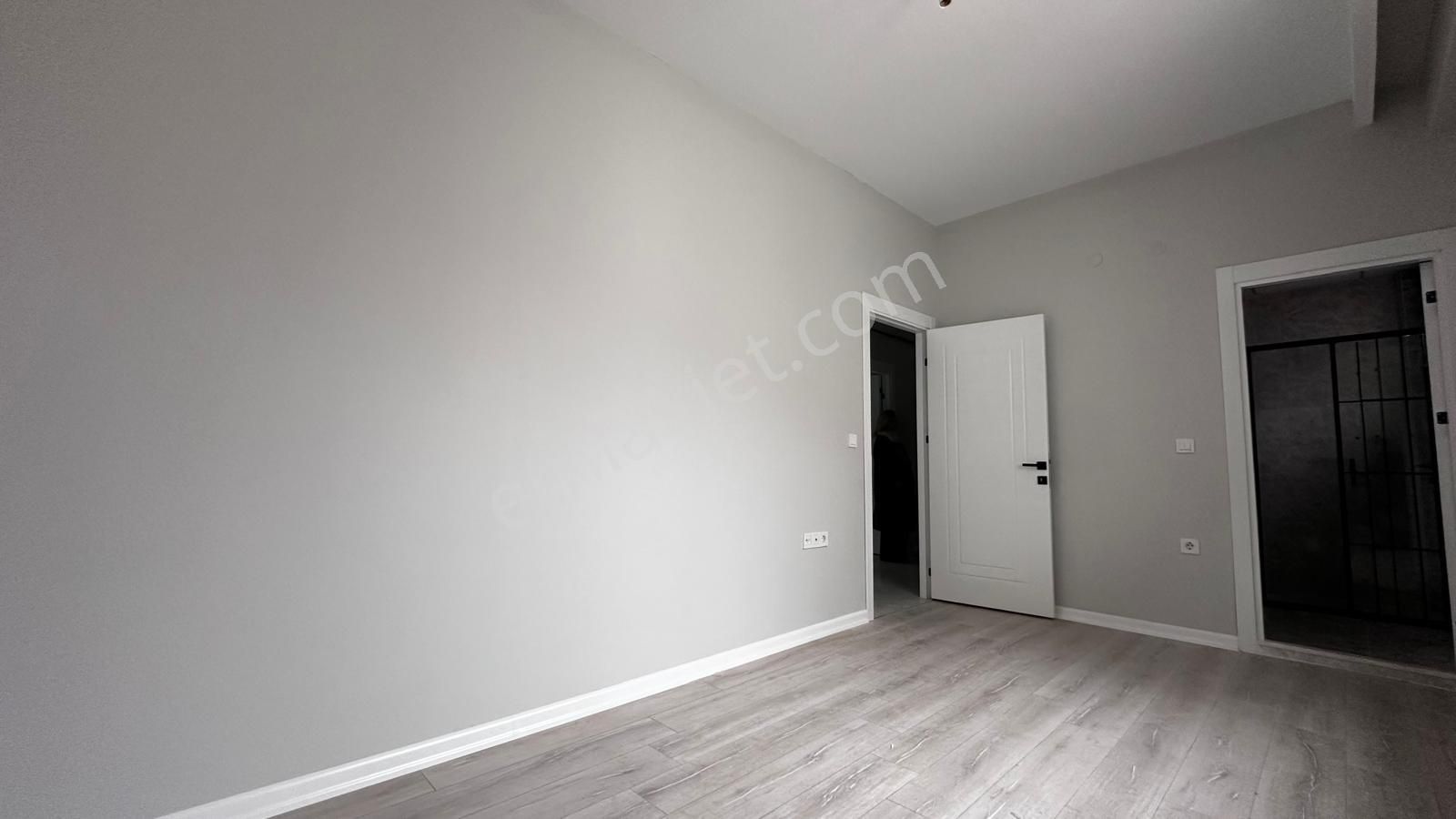 Recep Ümit'ten Çamlıca Tombakzade Yakını 2+1 Satılık Daire Ea18 - Görsel 25