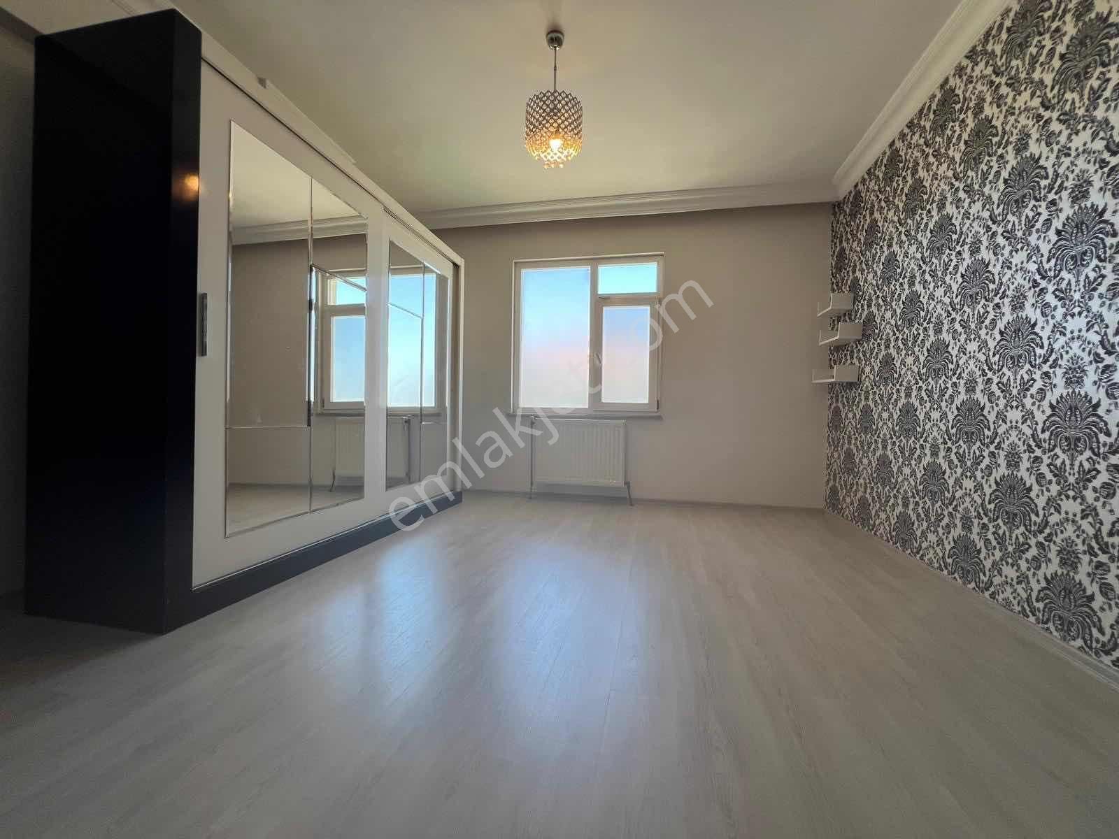 Çengelköy Doktorlar Sitesinde Muhteşem 4+2 Dublex Daire - Görsel 9