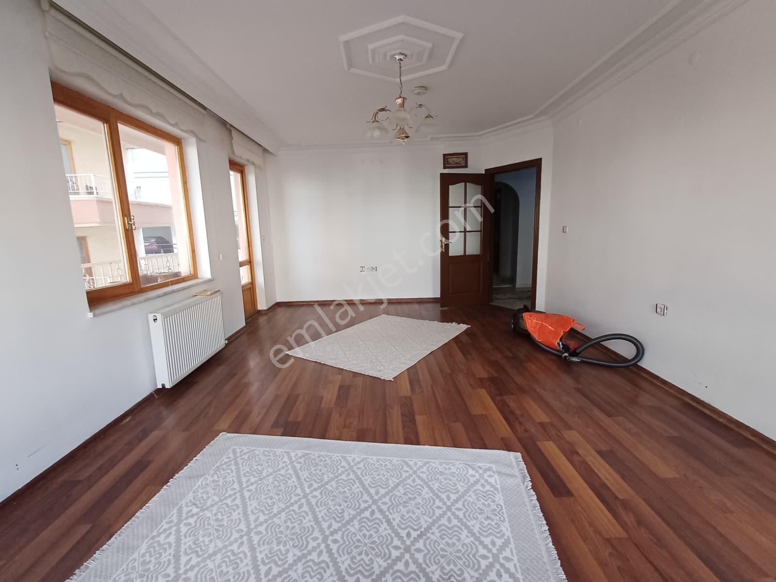 Yayla Mahallesi'nde Cadde Üzerinde 3+1 Daire! - Görsel 9