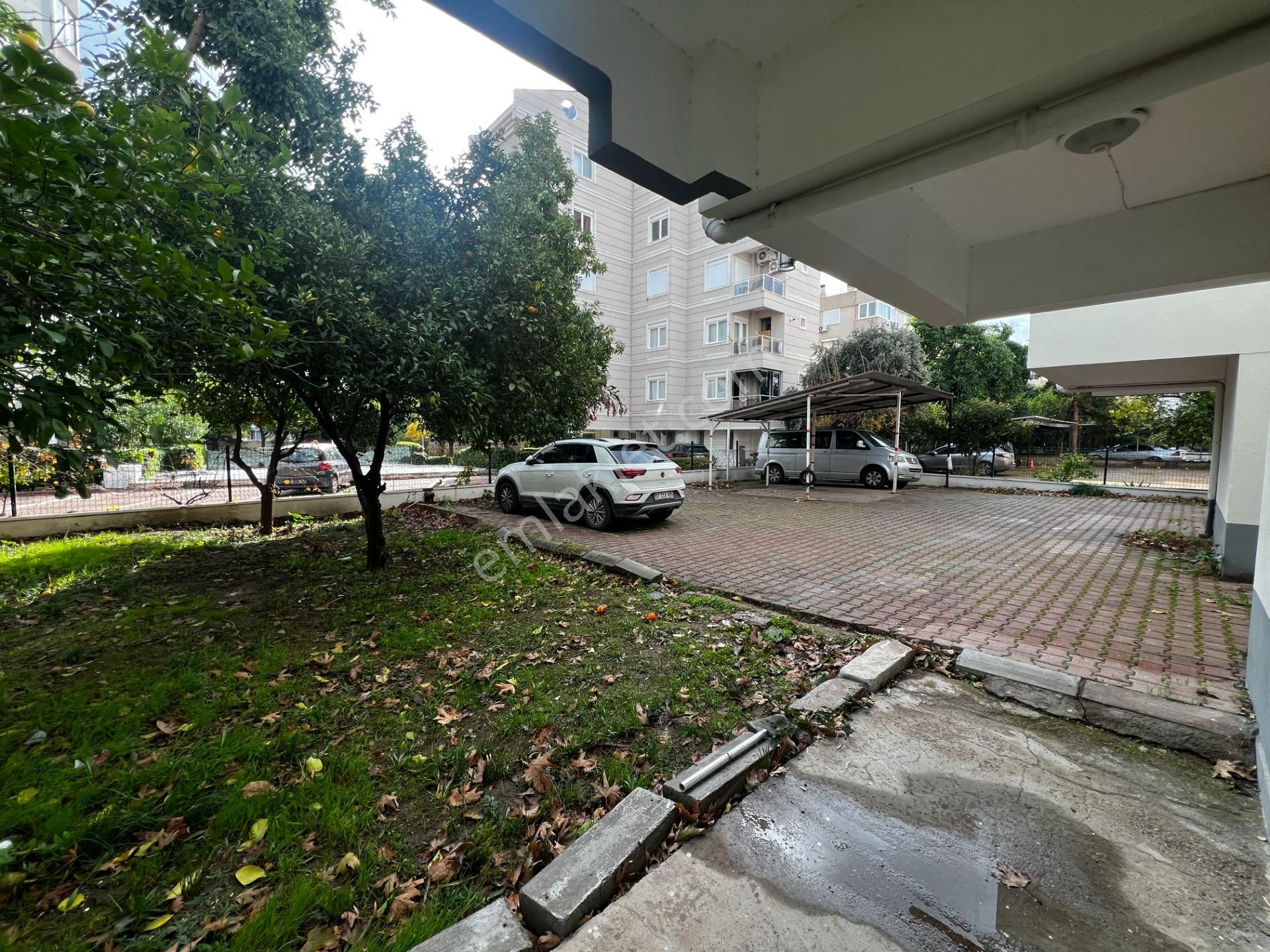 Denize Yürüme Mesafesinde Çok Çok Geniş 3+1 - Görsel 20