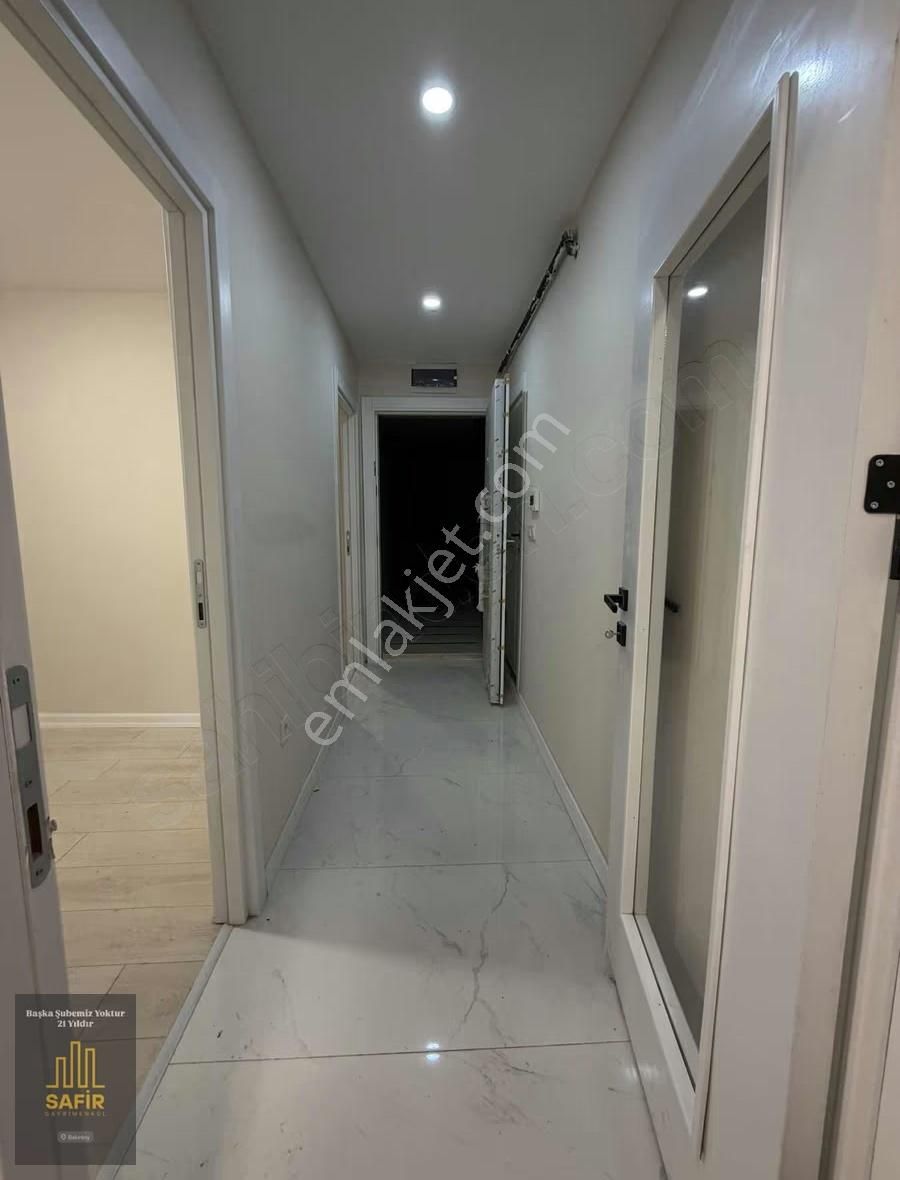 Bakırköy'de Otoparklı Bahçe Kullanımlı Giriş 2+1 Satılık Daire - Görsel 4