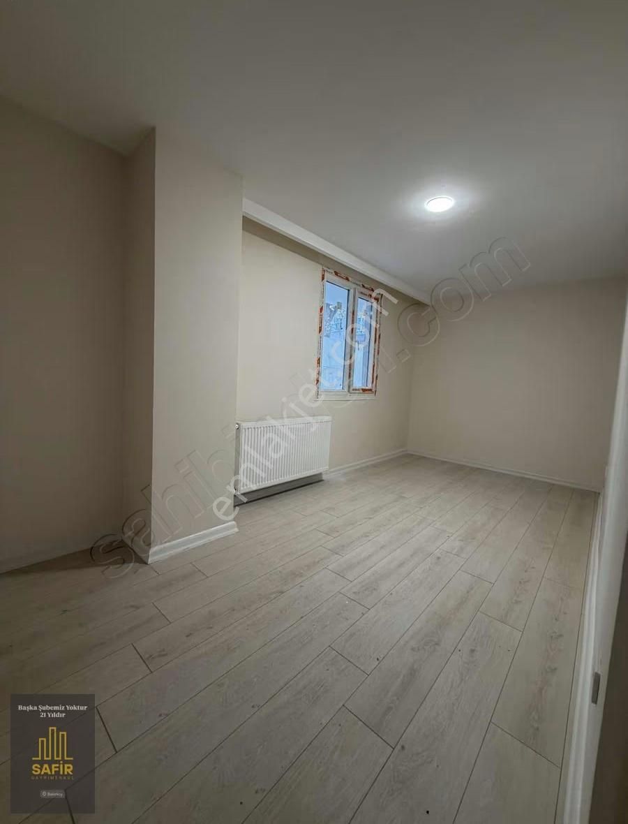 Bakırköy'de Otoparklı Bahçe Kullanımlı Giriş 2+1 Satılık Daire - Görsel 11