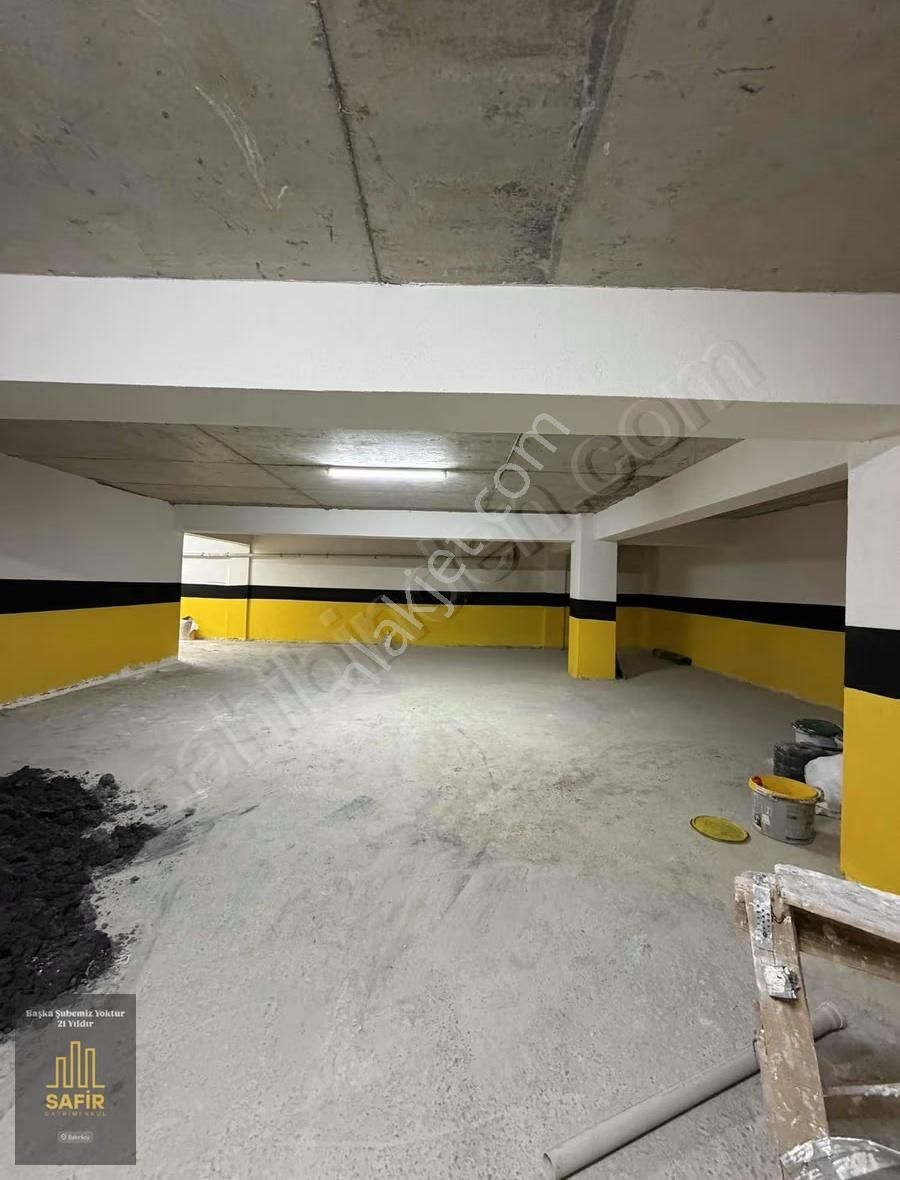 Bakırköy'de Otoparklı Bahçe Kullanımlı Giriş 2+1 Satılık Daire - Görsel 9