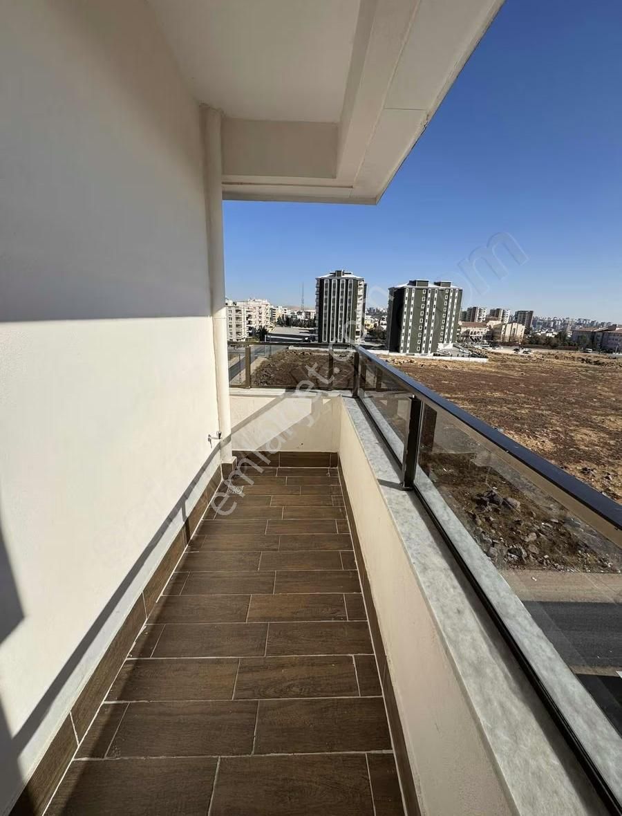 5+1 Mükemmel Konumda Fırsat Dairesi - Görsel 11