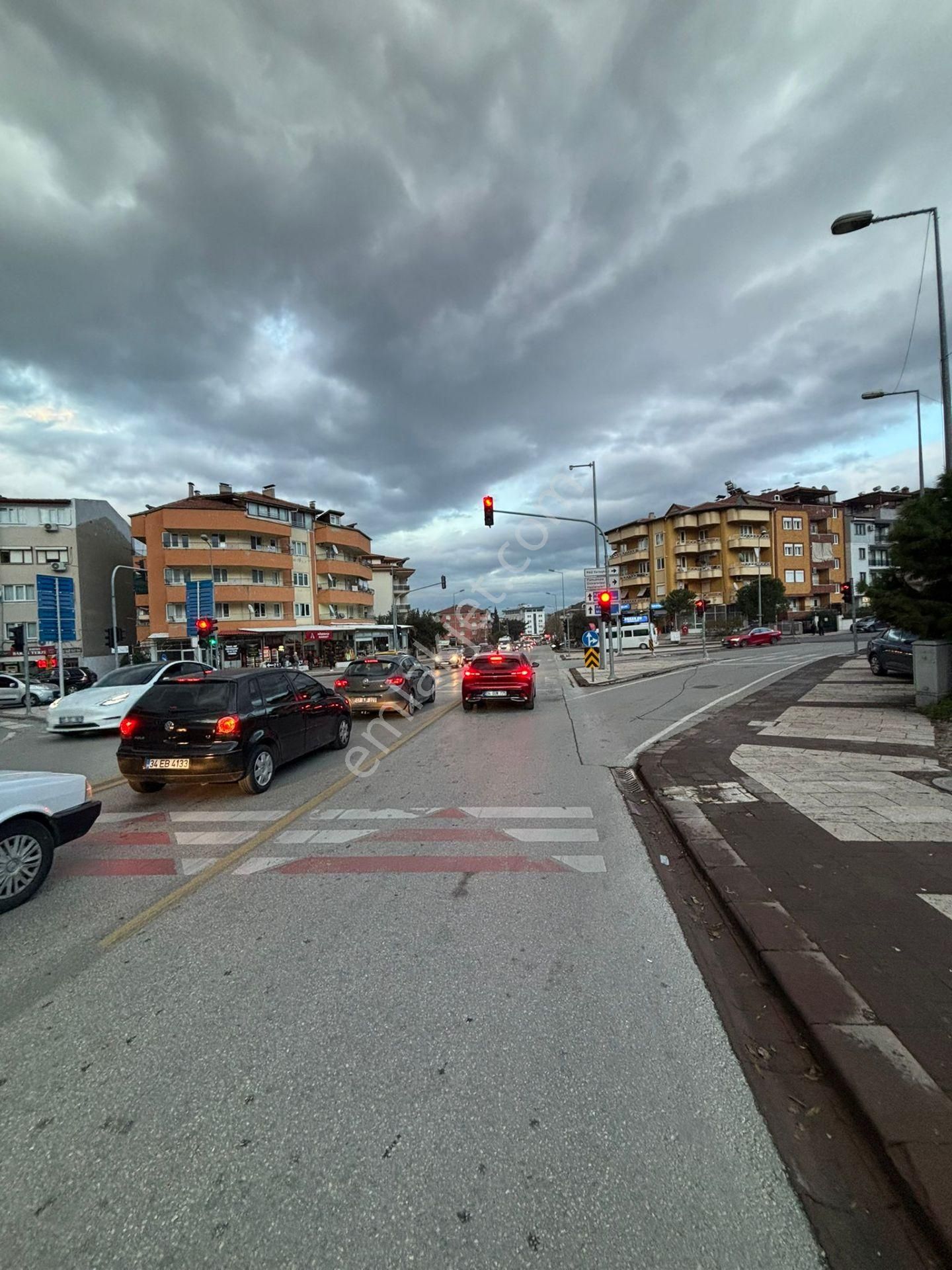 Kaan Emlak İncilipınar Şubesi'nde Kınıklı'da Lüks Ara Kat Daire