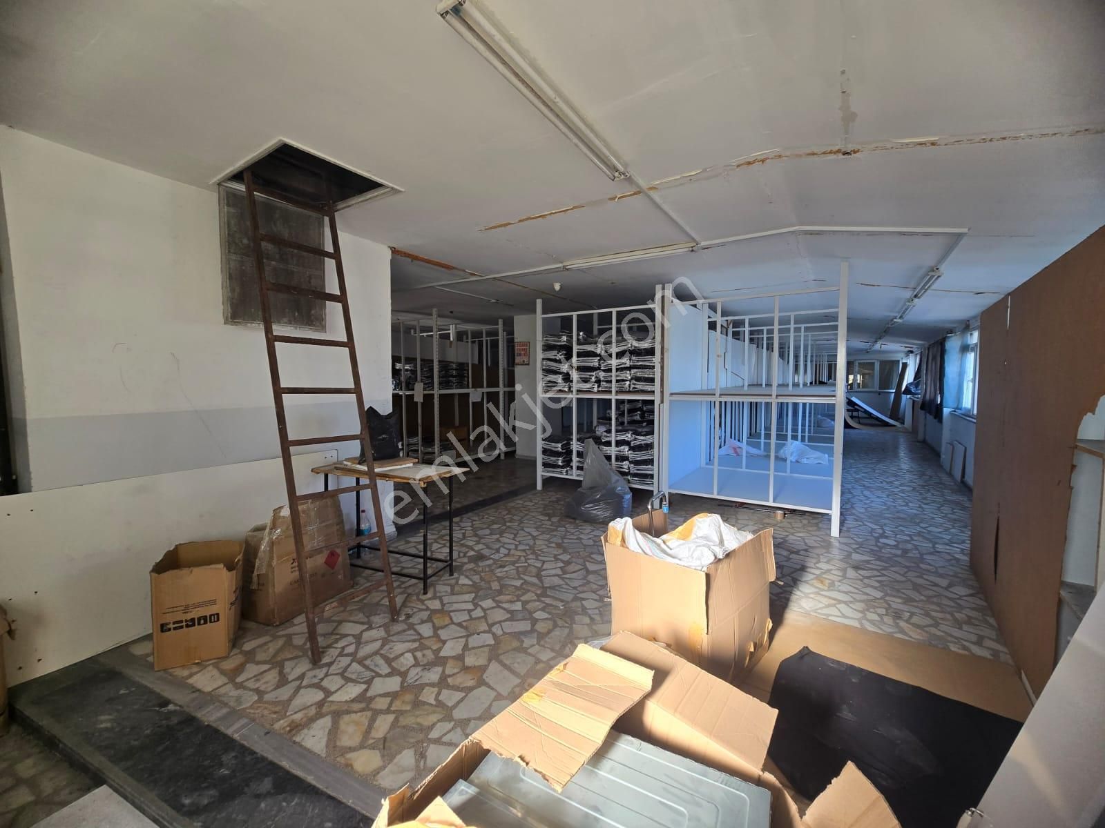 Toyap İnşaattan Cebeci De Kiralık 1250m2 2 Katan Uluşuyor Dükkan - Görsel 33