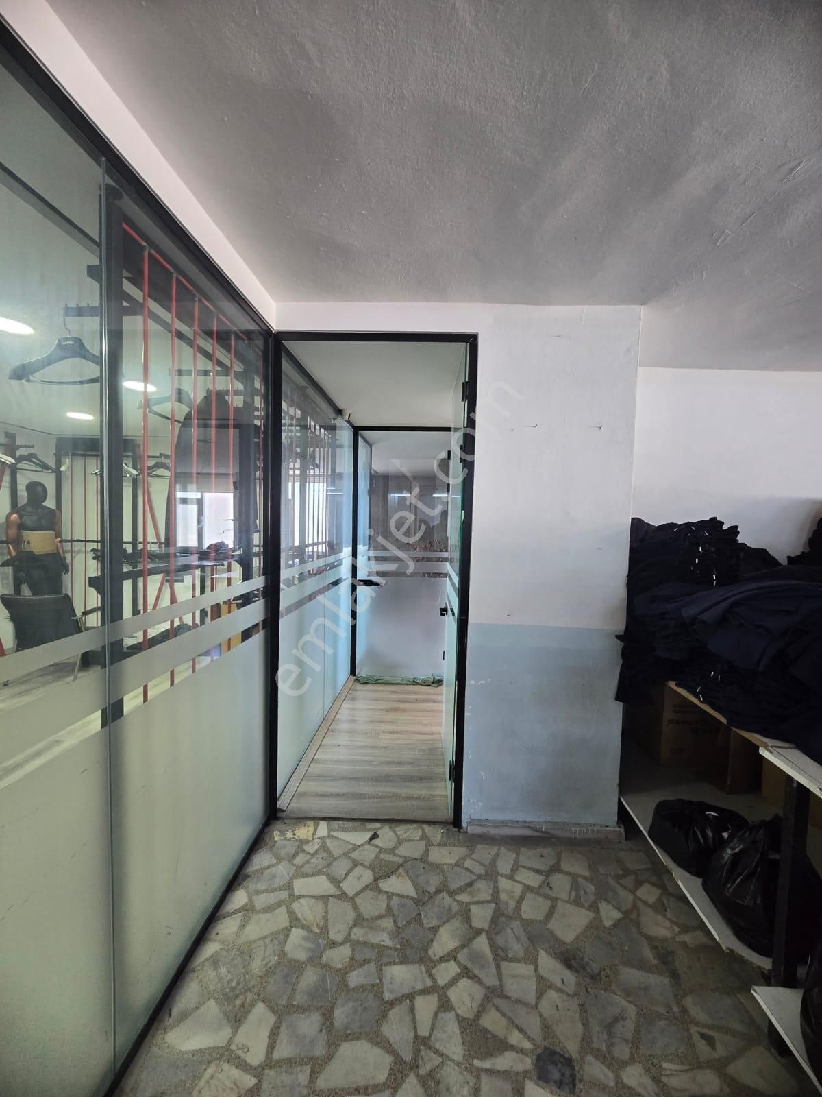 Toyap İnşaattan Cebeci De Kiralık 1250m2 2 Katan Uluşuyor Dükkan - Görsel 12