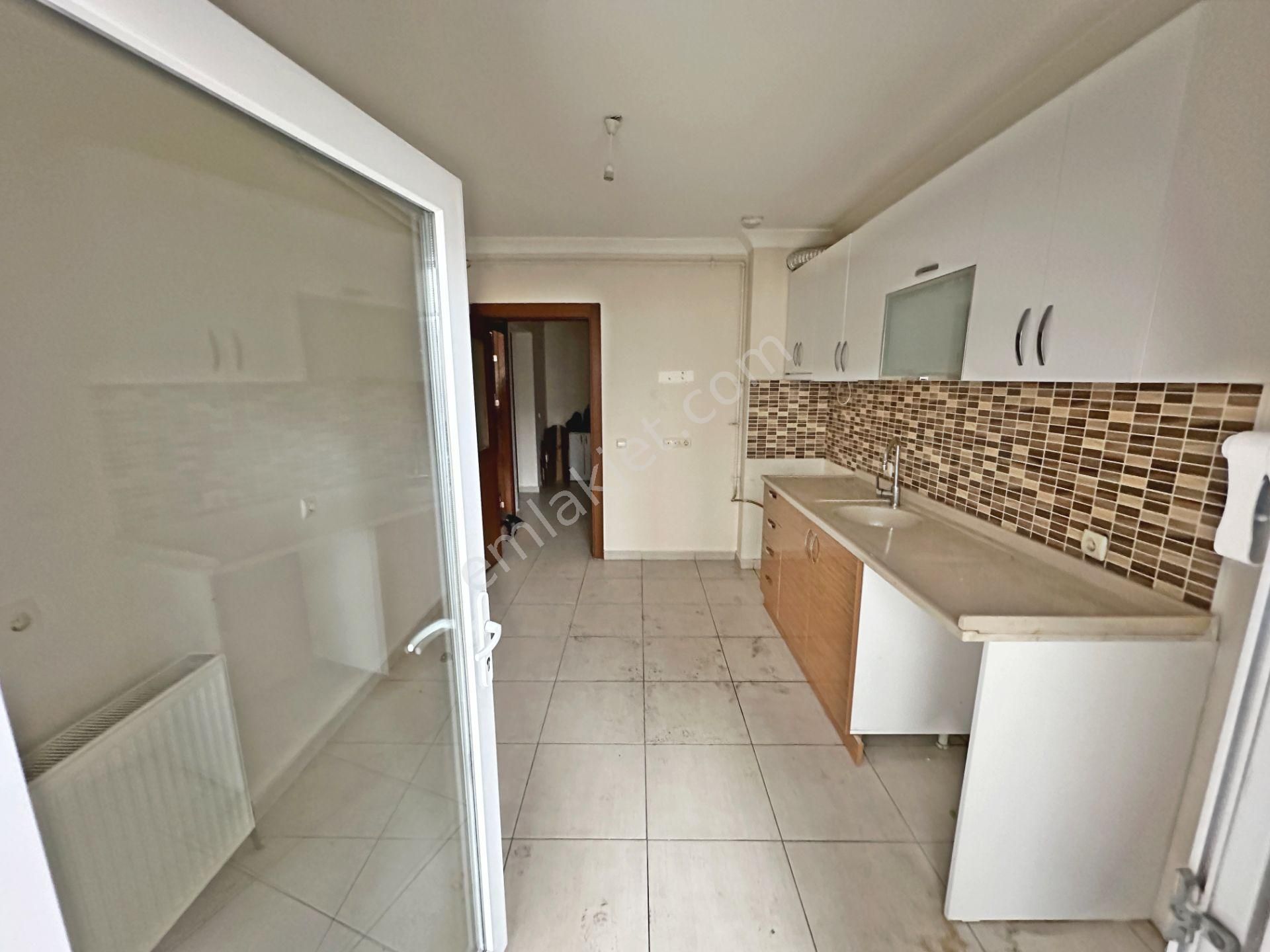 Güvenlikli Site İçi Çift Balkonlu Ebeveyn Banyolu 3+1 Kiralık - Görsel 5