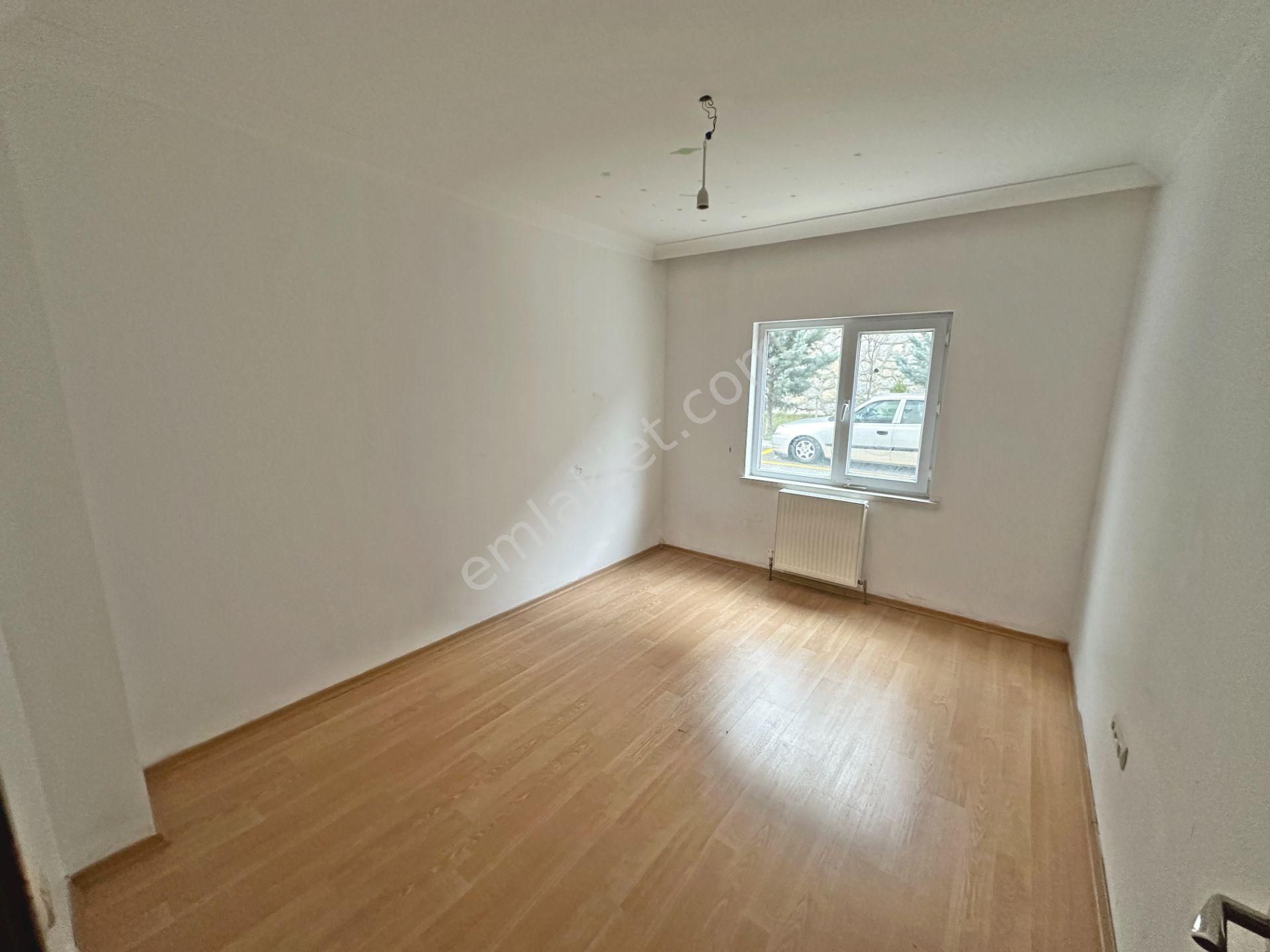 Güvenlikli Site İçi Çift Balkonlu Ebeveyn Banyolu 3+1 Kiralık - Görsel 26