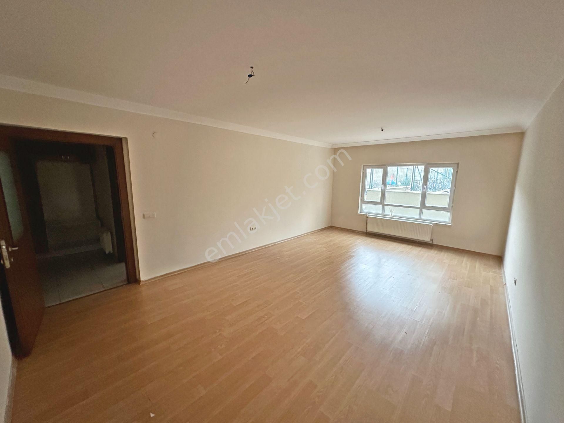 Güvenlikli Site İçi Çift Balkonlu Ebeveyn Banyolu 3+1 Kiralık - Görsel 10