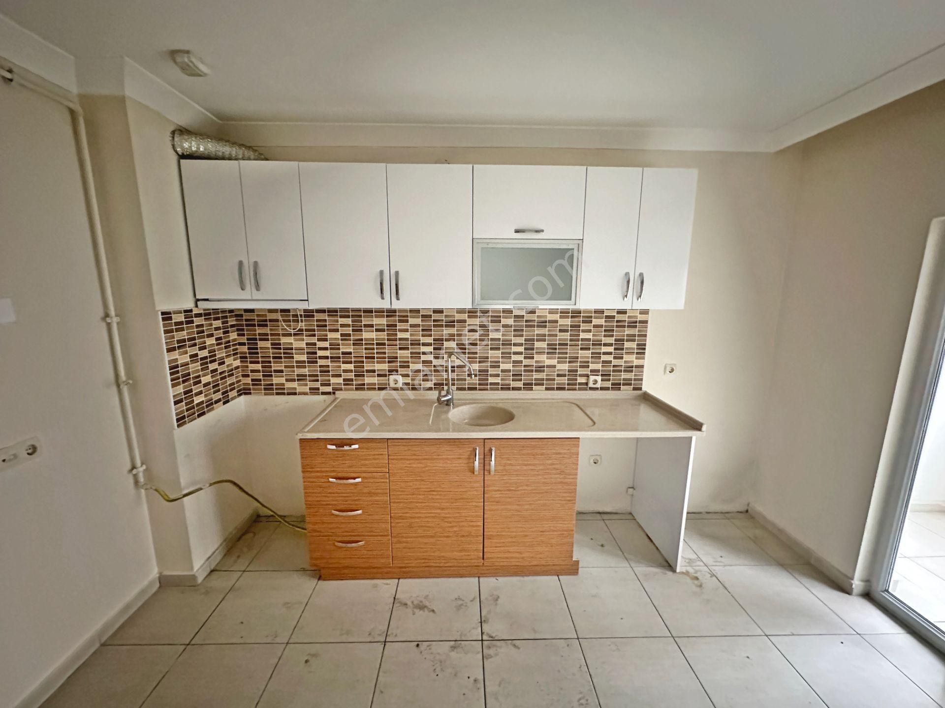 Güvenlikli Site İçi Çift Balkonlu Ebeveyn Banyolu 3+1 Kiralık - Görsel 2