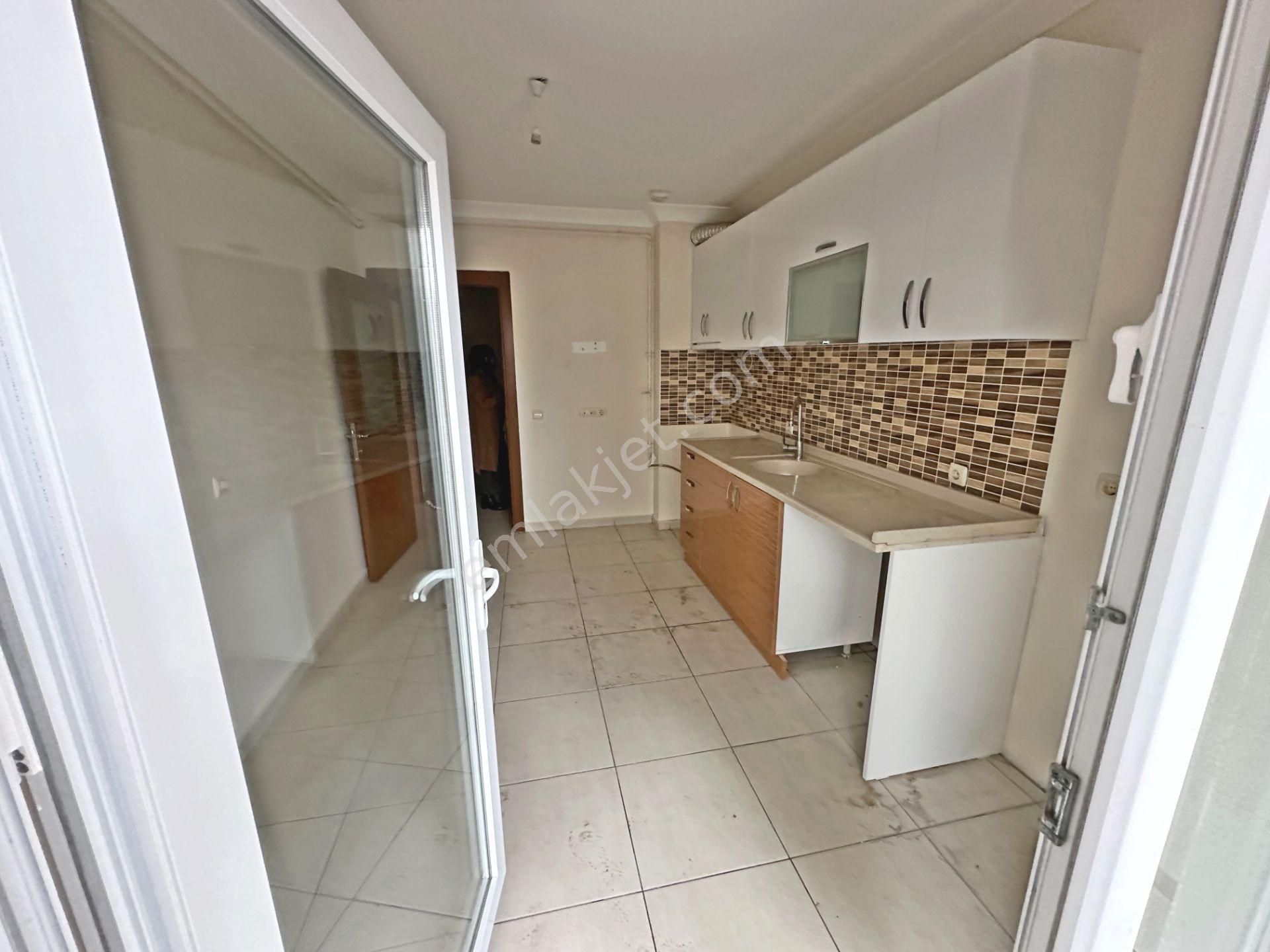 Güvenlikli Site İçi Çift Balkonlu Ebeveyn Banyolu 3+1 Kiralık - Görsel 4