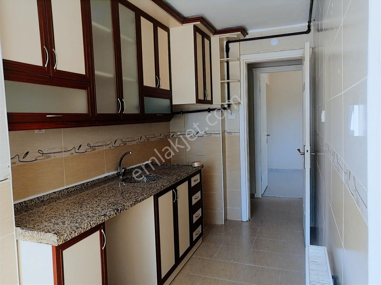 Buca Cumhuriyet Mah De 2+1 Doğalgazlı Giriş Kat Kiralık Daire - Görsel 5
